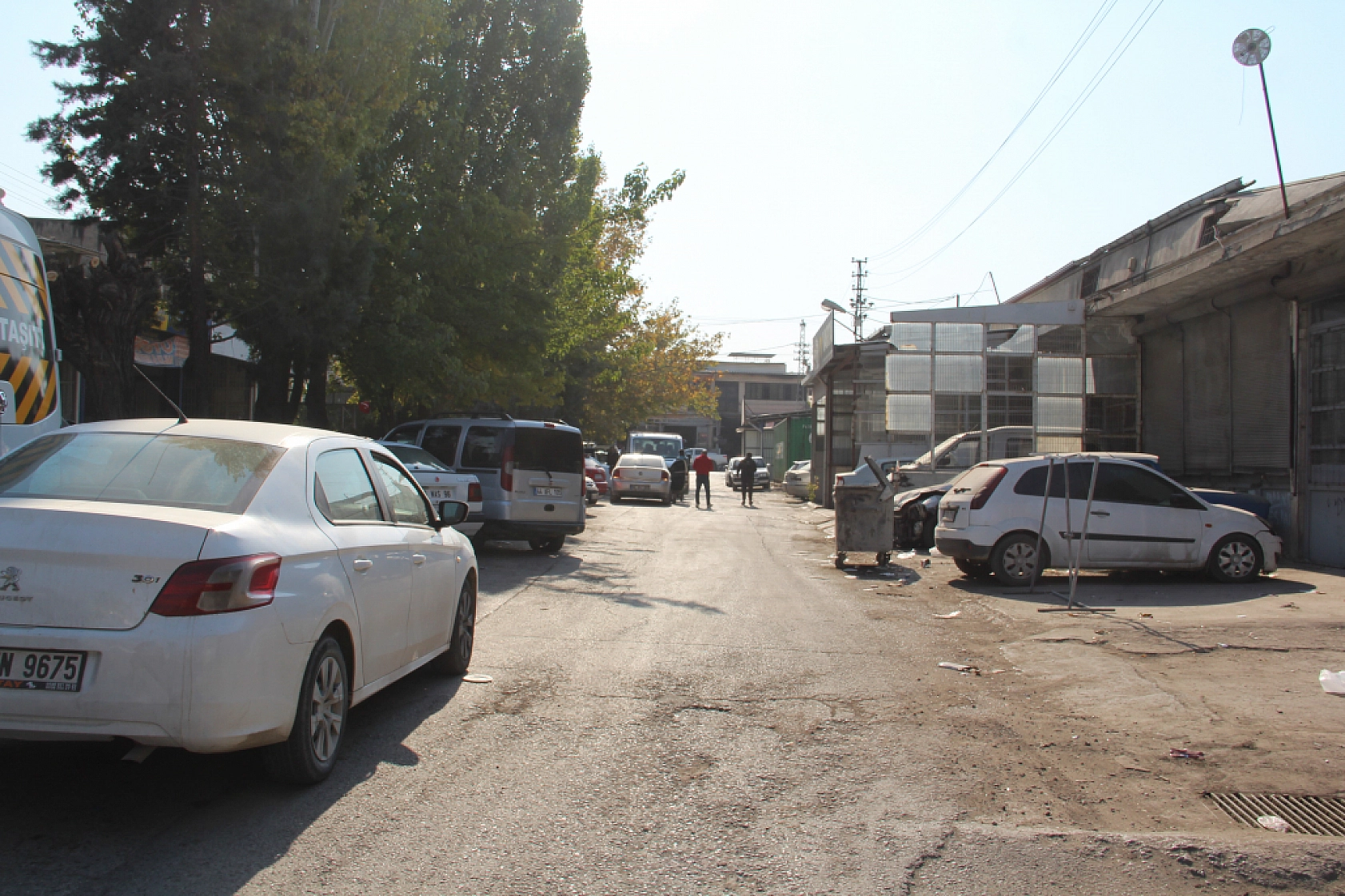 Oto Tamir Fiyatı Cüzdanı Zorladı: Vatandaş Tamir Ettiremediği Aracını Satıyor!