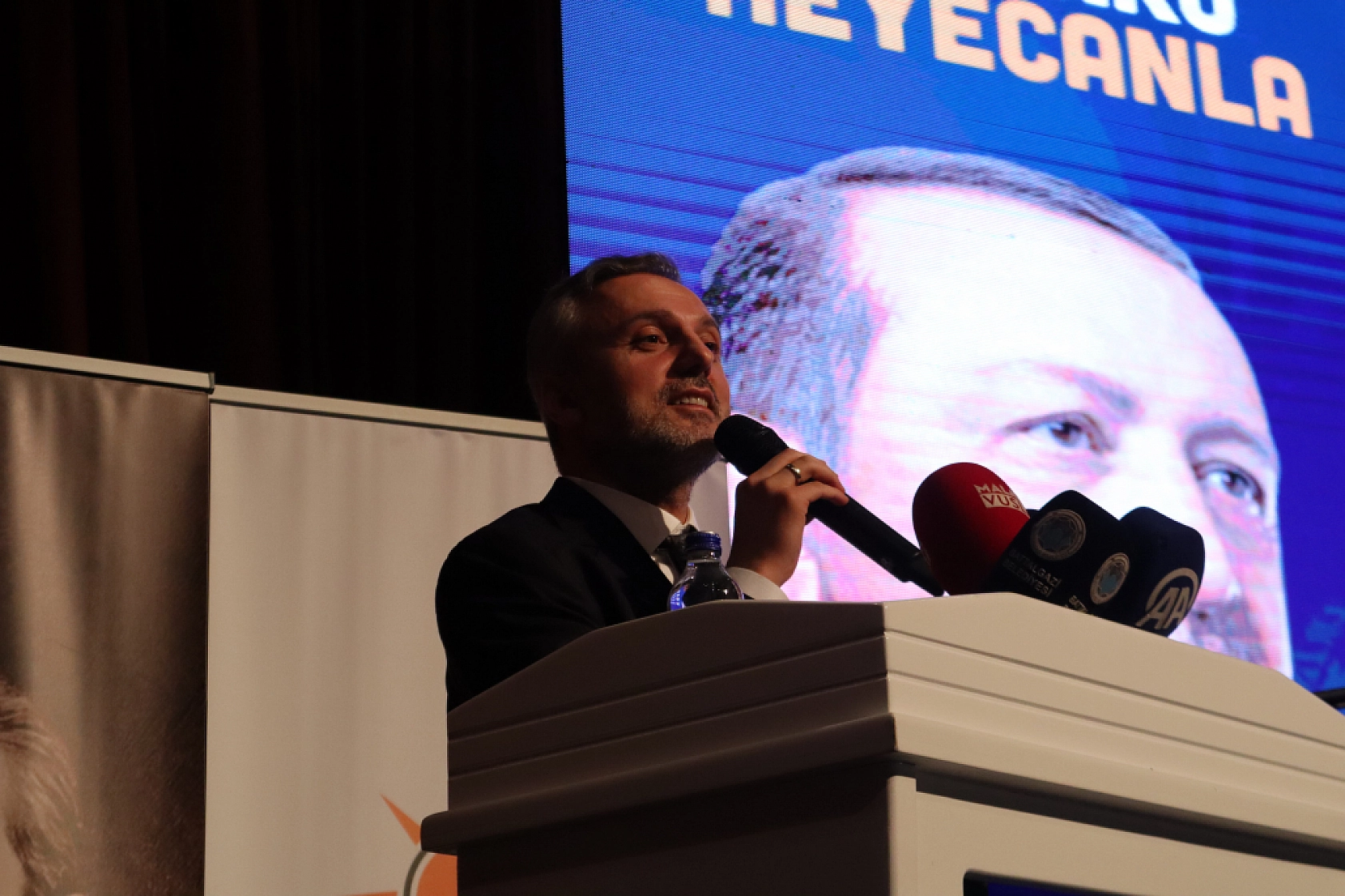 AK Parti Seçime Gitti! İnanç Güven Tazeledi! İşte Yeni Yönetim Listesi...
