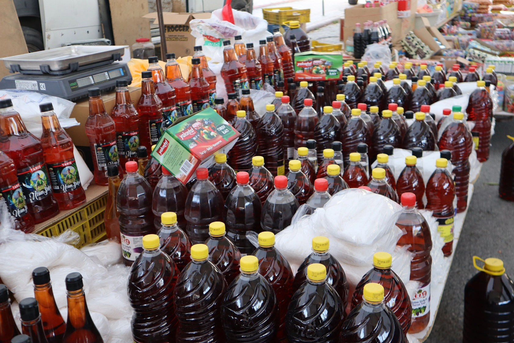Malatya'da turşu kurmak pahalıya patladı! Peki pazarda turşu malzemelerinin fiyatı nedir?