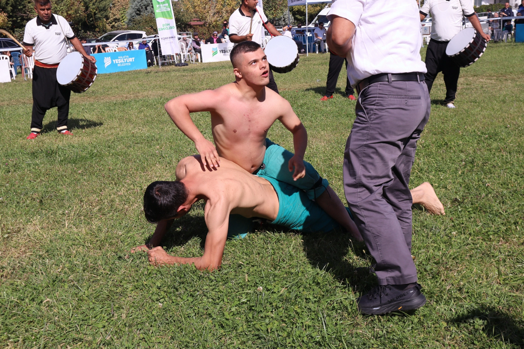 Malatya'da Karakucak Güreşleri Coşkusuyla Başladı