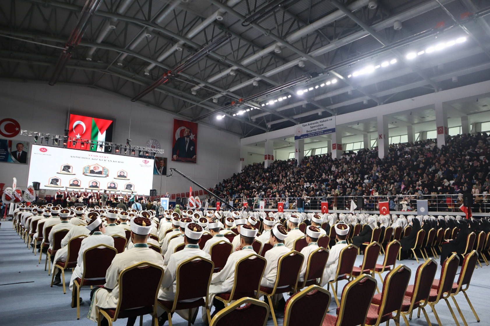 Malatya'dan Hayırseverlere Çağrı: Camilerimizi Ayağa Kaldıralım!