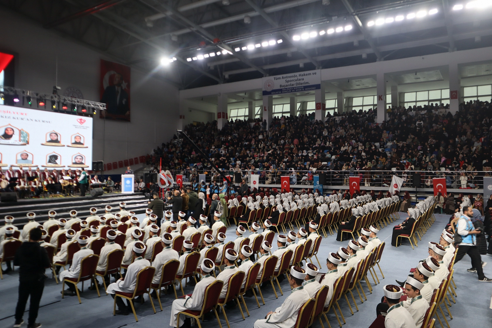 Malatya'da 244 Yeni Hafız, İcazet Merasimiyle Mezun Oldu