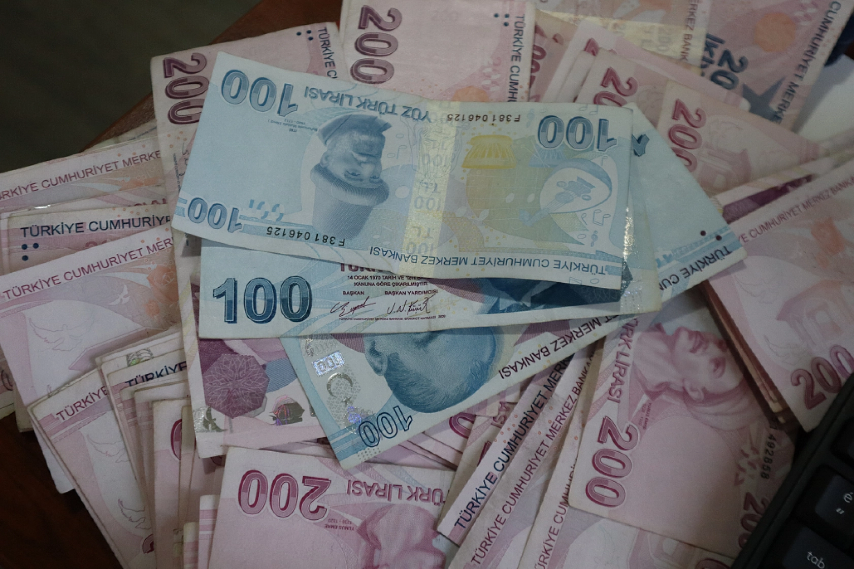 Asgari Ücret Açıklandı, Peki Emekliye Ne Kadar Zam Yapılacak!