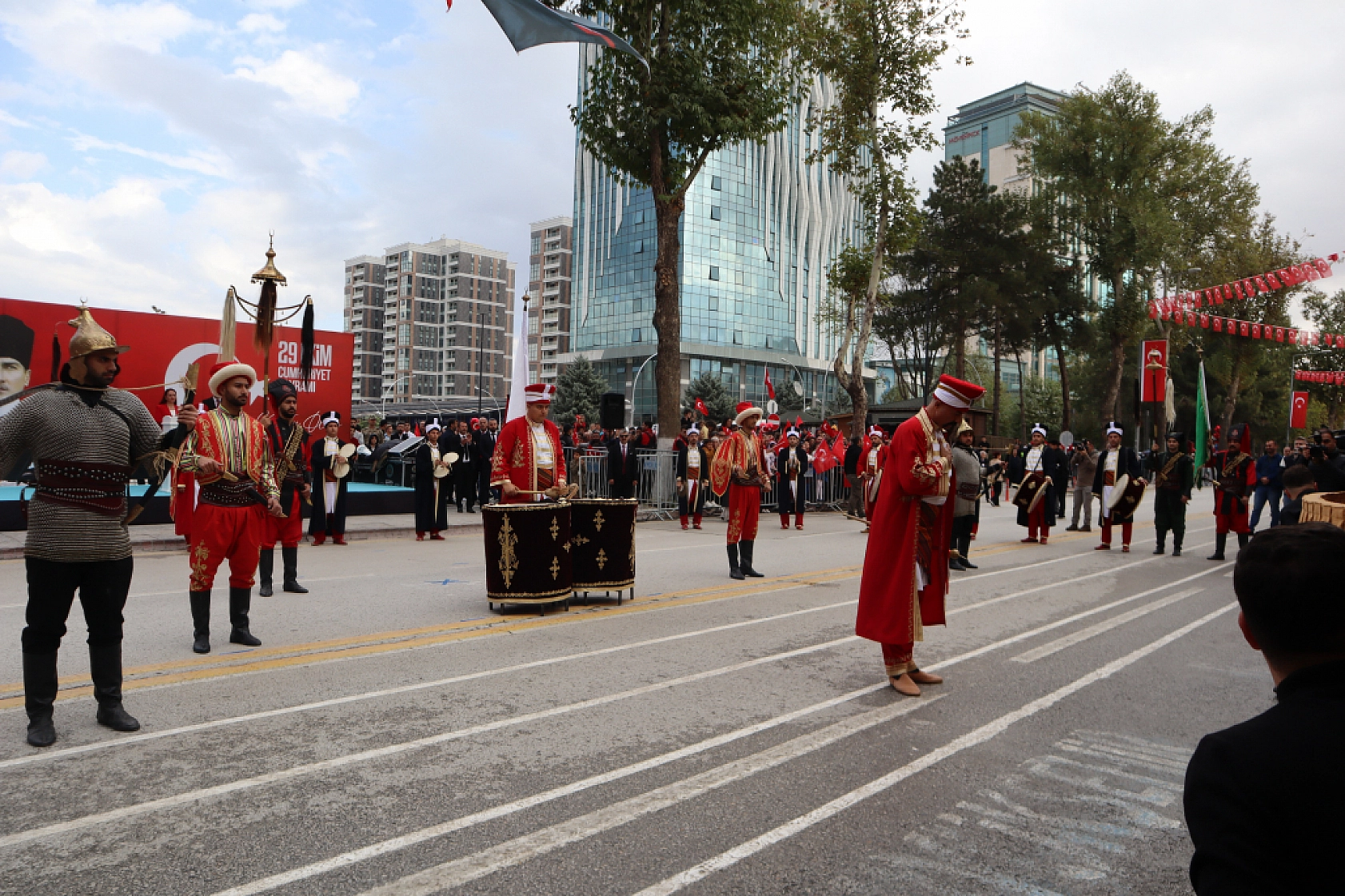 Malatya'da Cumhuriyet'in 102. yılı coşkuyla kutlandı