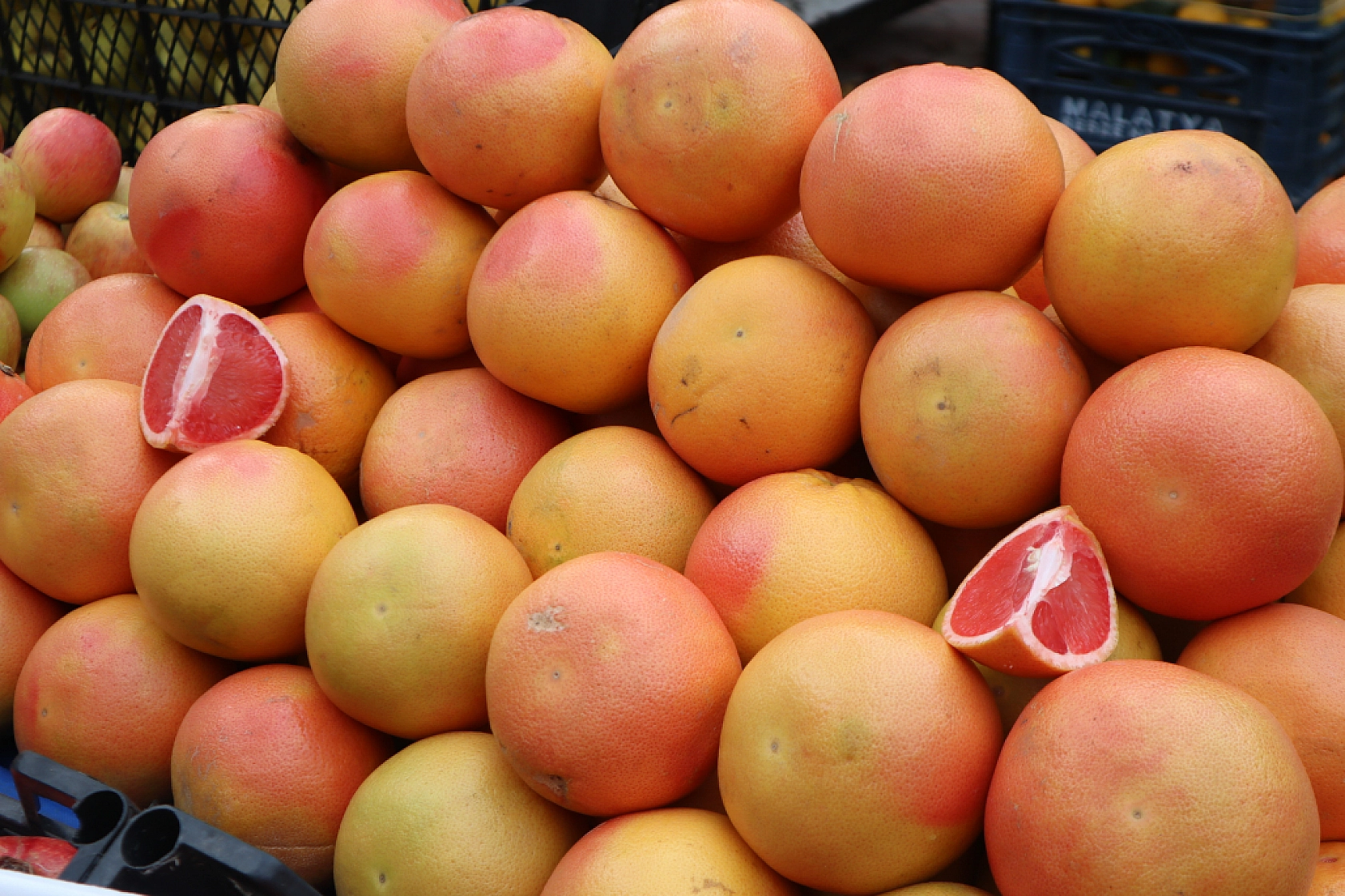 Malatyalıların Cebi Yanıyor: Pazardaki Fiyatlar Dudak Uçuklattı! İşte Güncel Fiyatlar...