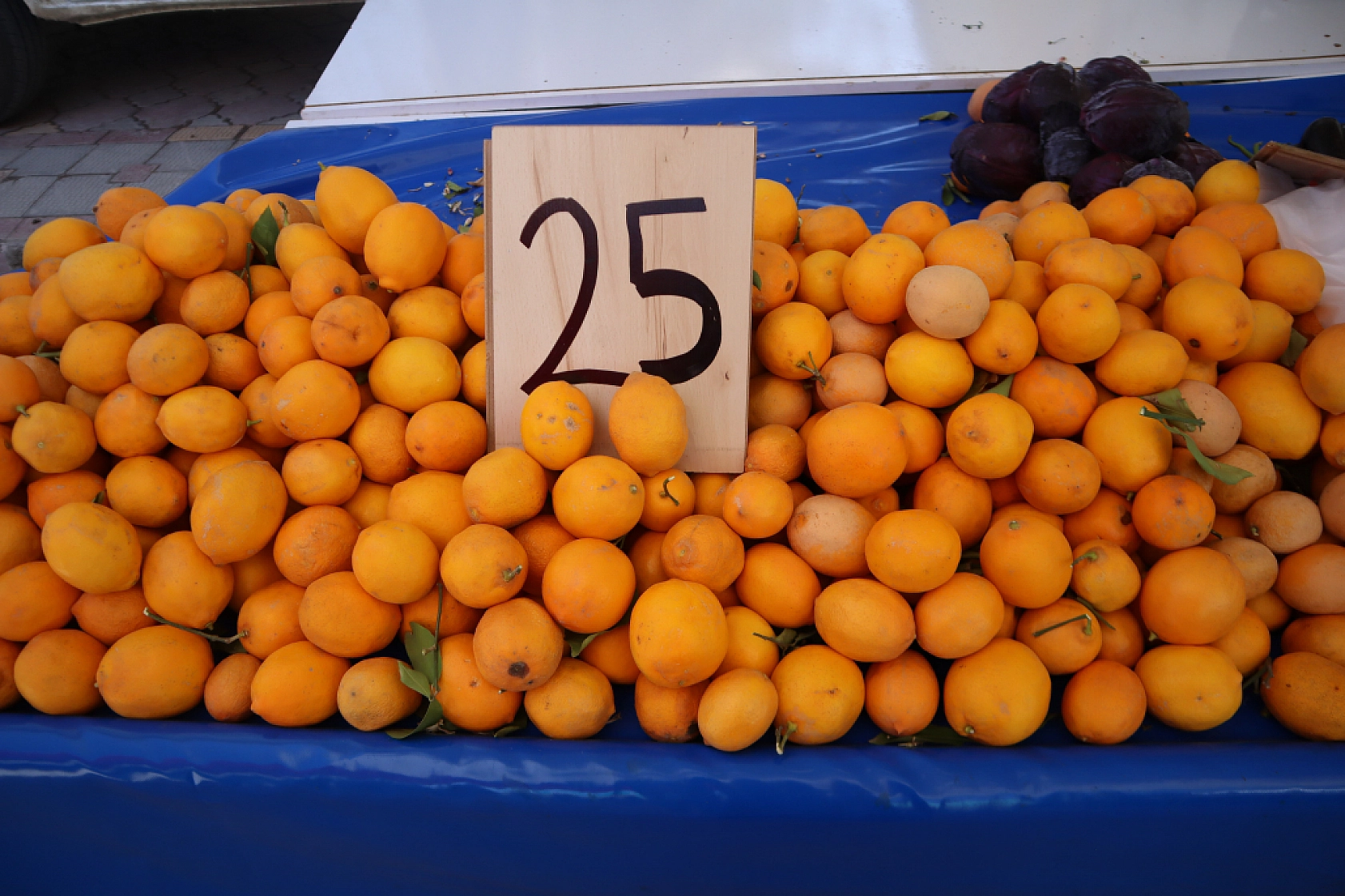 Pazarda bahar havası! Malatya'da pazar tezgahlarında hem renk hem ucuzluk var...