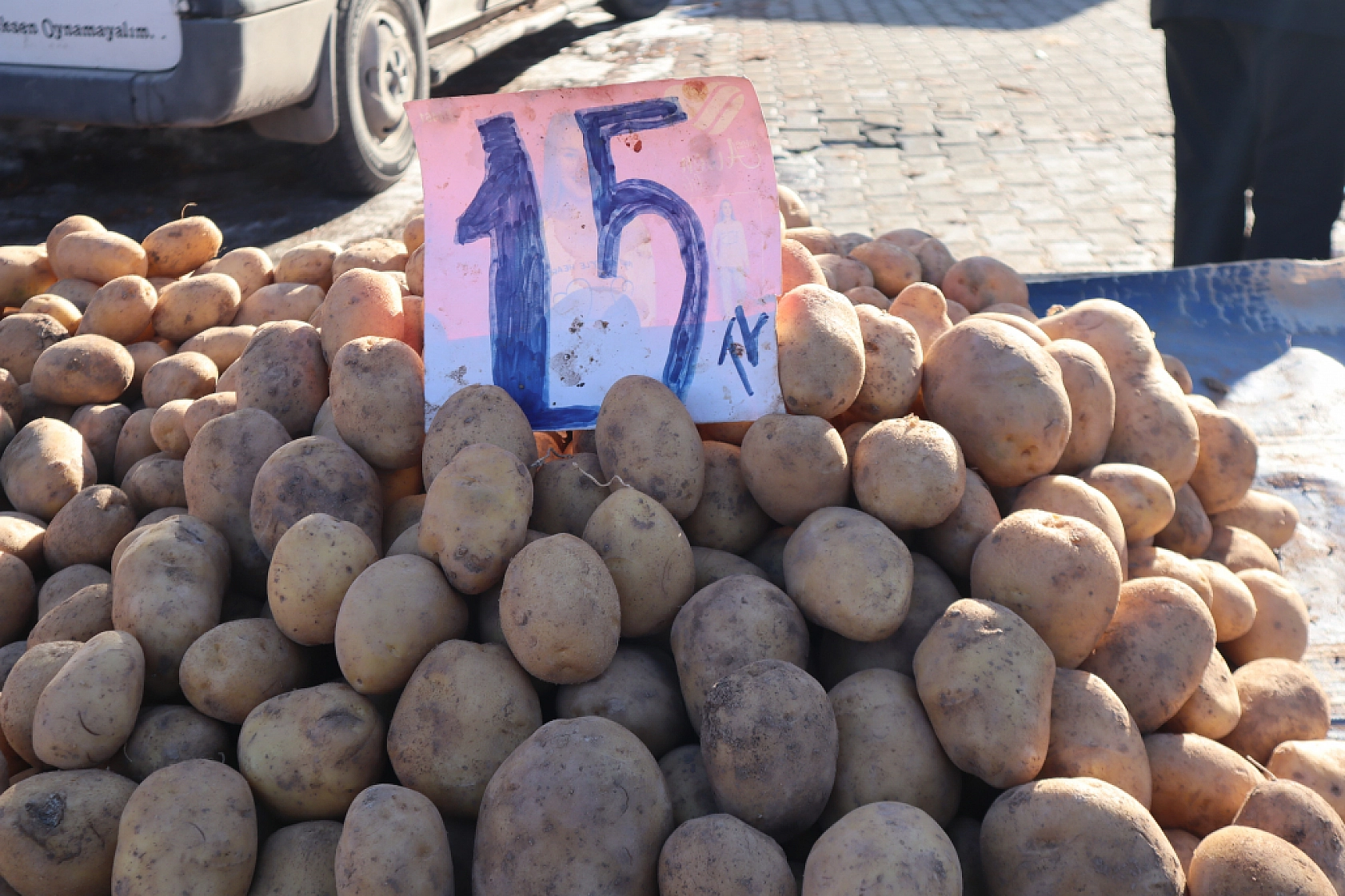 Malatya'da Kar Pazar Fiyatlarını Nasıl Etkiledi? Haftanın Zam Şampiyonu Kara Lahana Oldu!