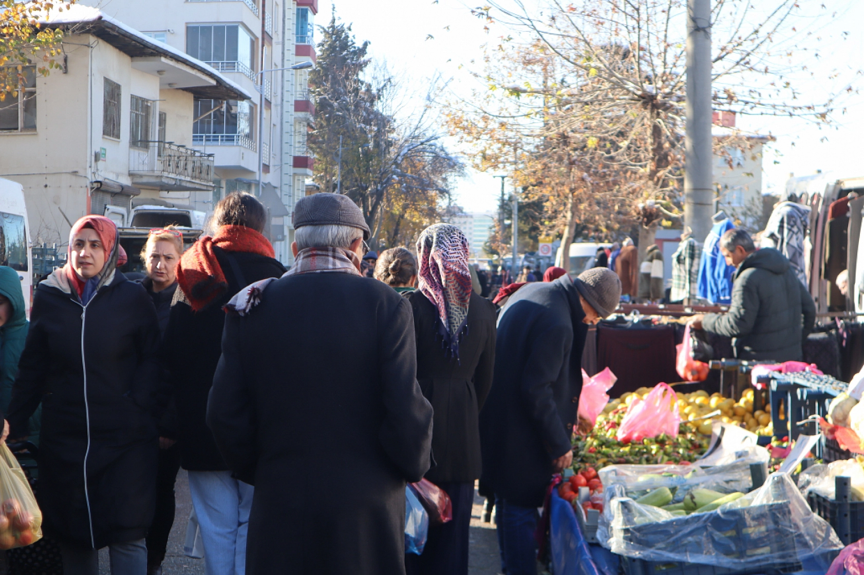 Malatya'da Kar Pazar Fiyatlarını Nasıl Etkiledi? Haftanın Zam Şampiyonu Kara Lahana Oldu!