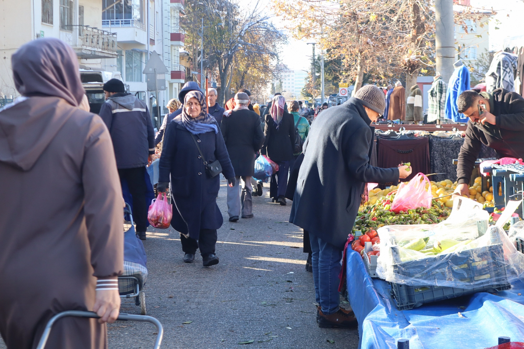 Malatya'da Kar Pazar Fiyatlarını Nasıl Etkiledi? Haftanın Zam Şampiyonu Kara Lahana Oldu!