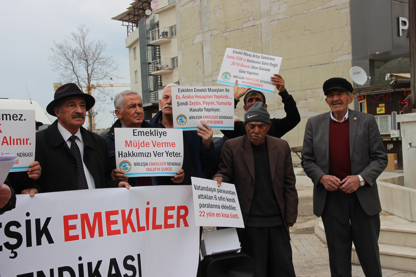 Felaketin faturası emekliye kesildi..! 