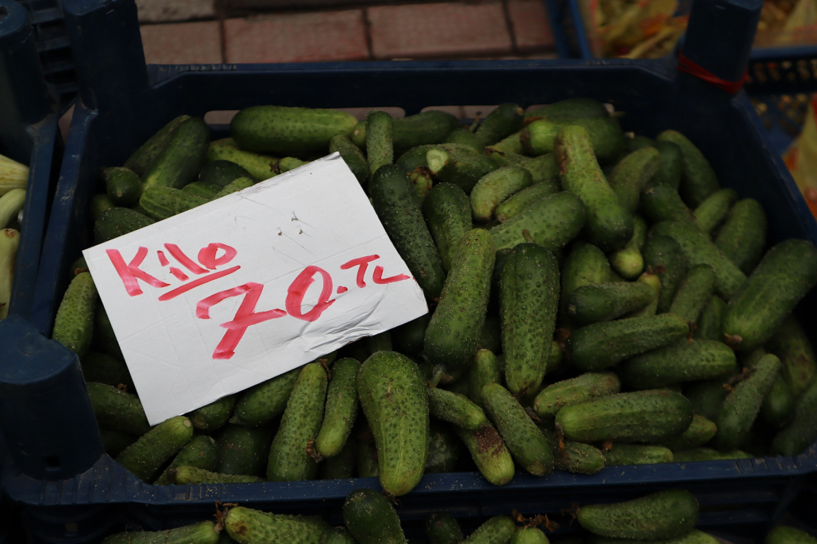 Cebini düşünen Malatyalılar, semt pazarını tercih ediyor! İşte güncel perşembe pazarı fiyatları..