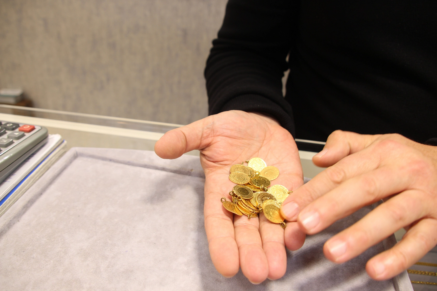 Altında tablo değişiyor! gram, çeyrek, yükselişe geçti...