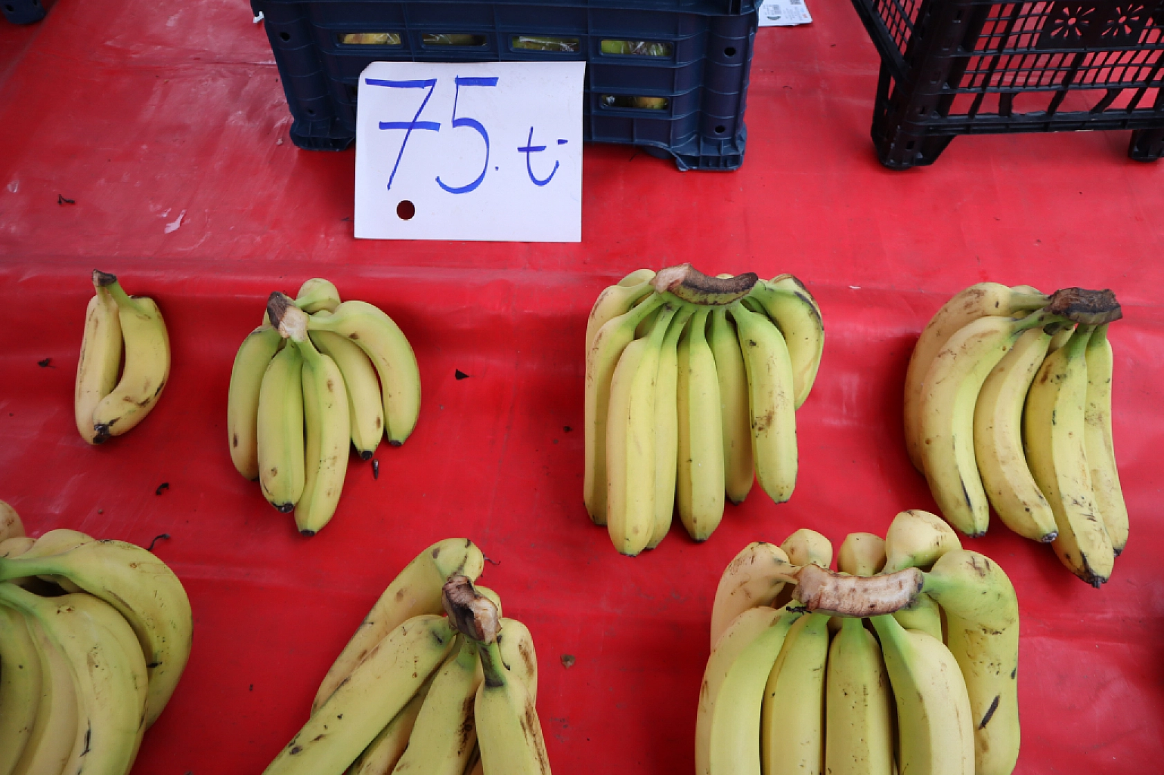 Cebini düşünen Malatyalılar, semt pazarını tercih ediyor! İşte güncel perşembe pazarı fiyatları..