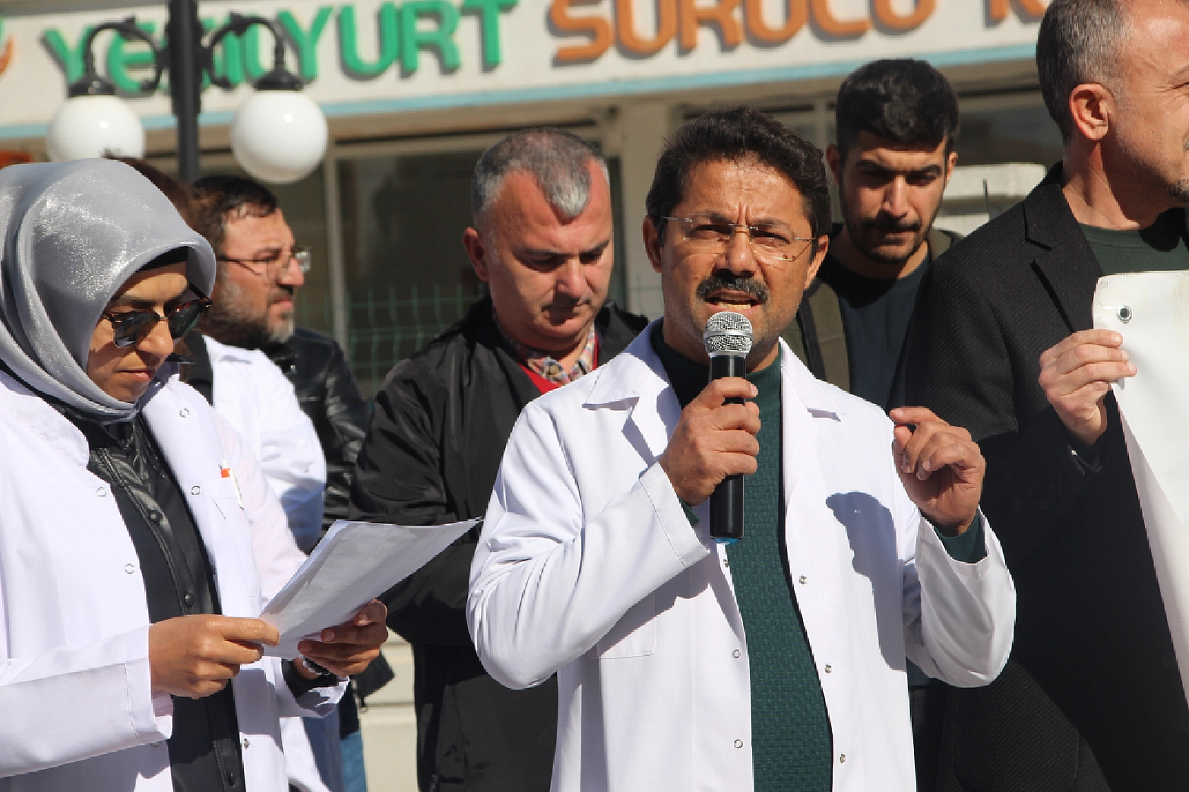 Malatya'da Aile Hekimleri İş Bıraktı: 3 Gün Çalışmayacaklar!