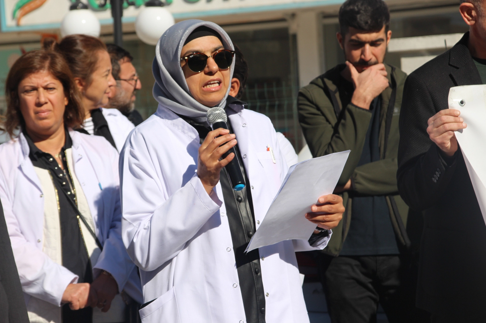 Malatya'da Aile Hekimleri İş Bıraktı: 3 Gün Çalışmayacaklar!