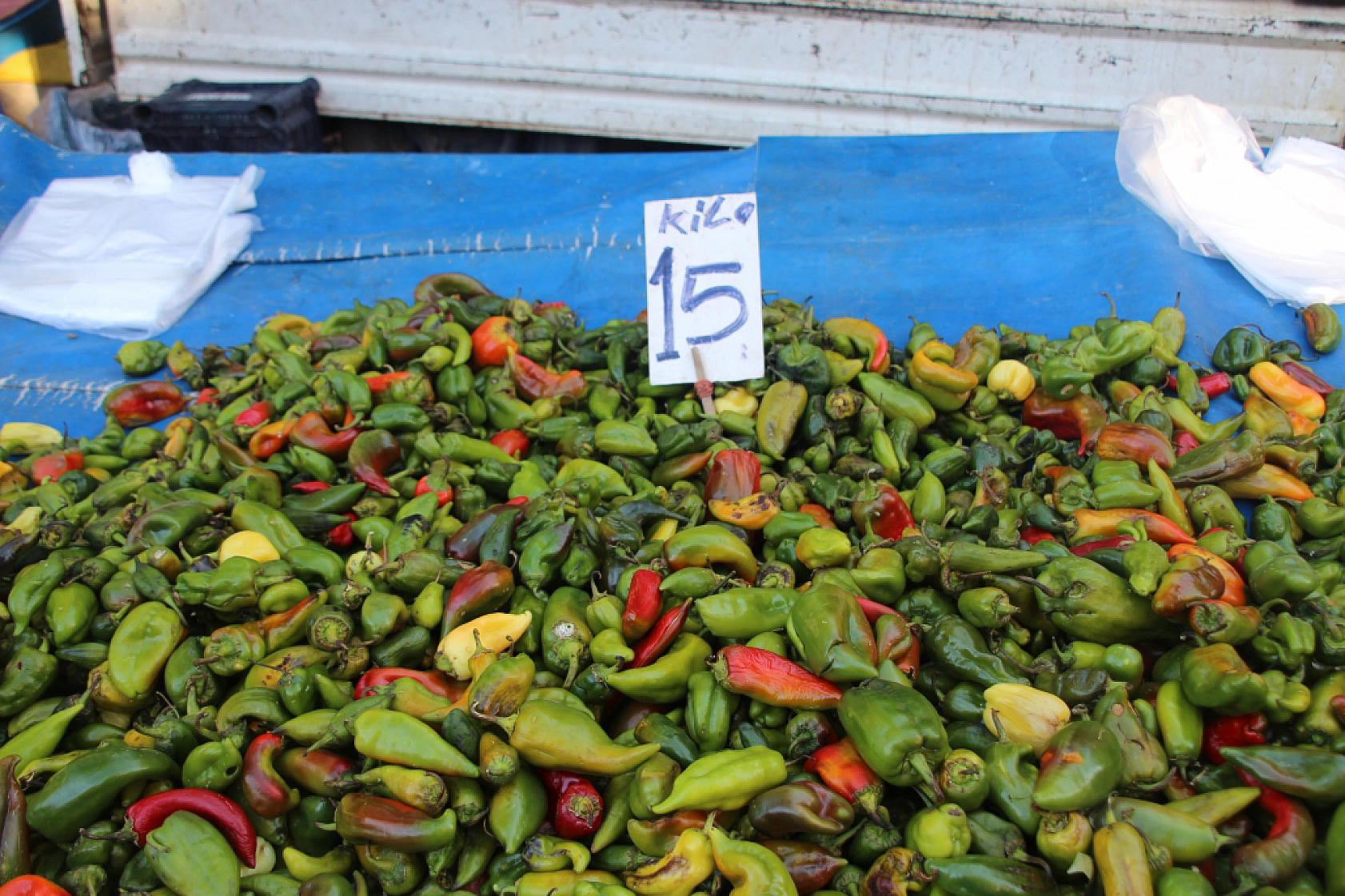 Malatya'da Semt Pazarı ile Hal Arasındaki Fiyat Farklar Dikkat Çekiyor!