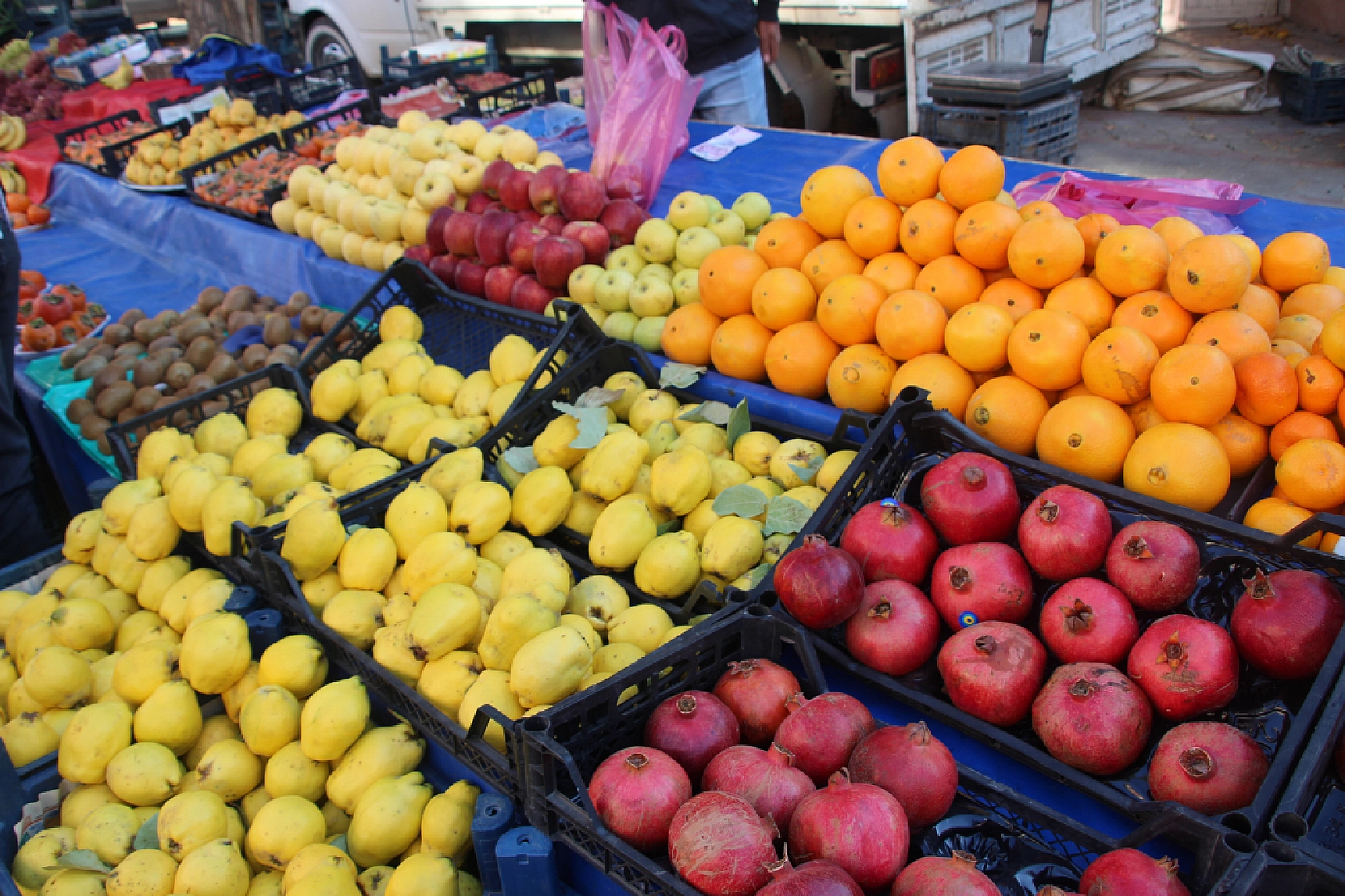 Malatya'da Semt Pazarı ile Hal Arasındaki Fiyat Farklar Dikkat Çekiyor!