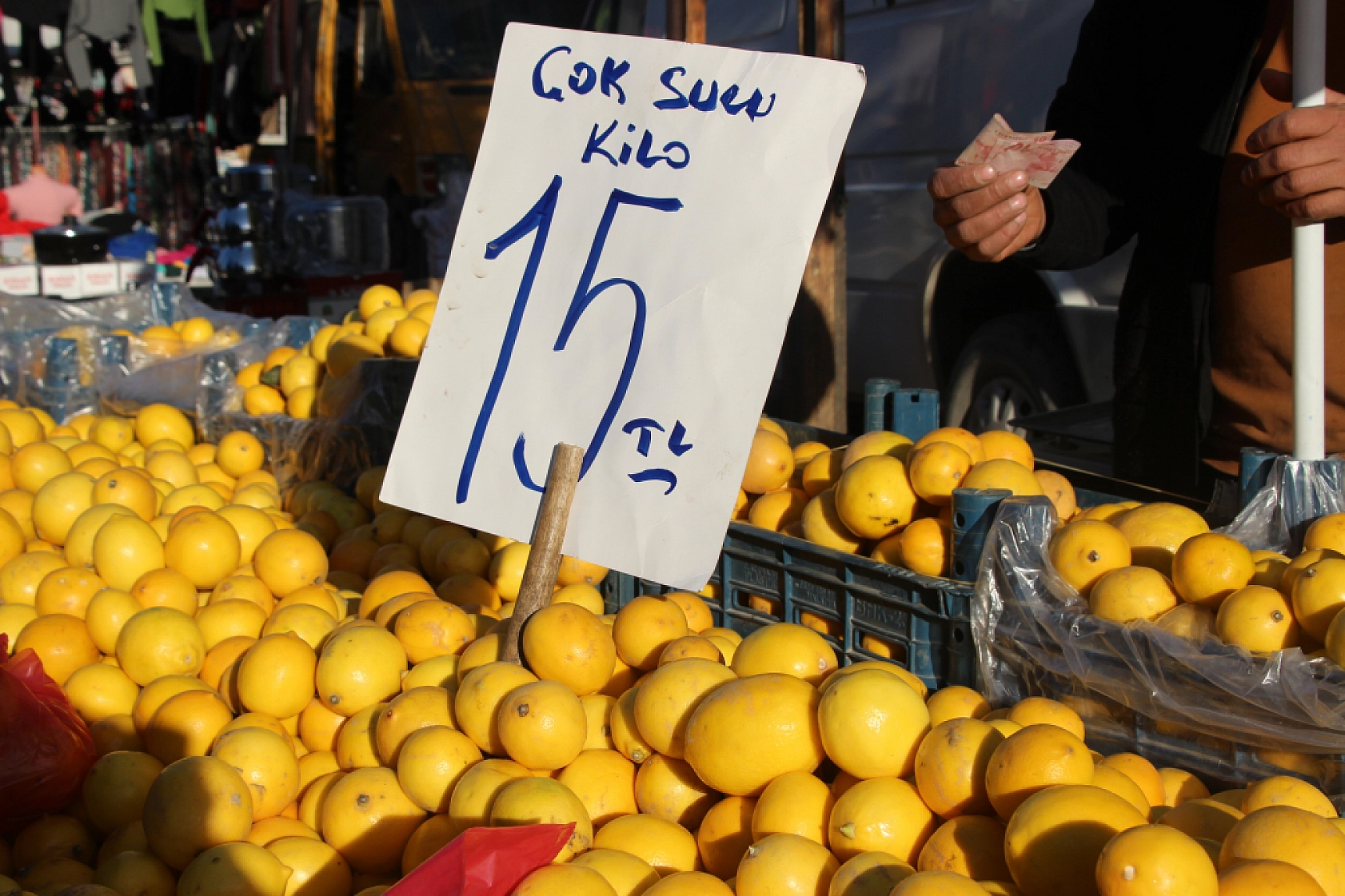 Malatya'da Semt Pazarı ile Hal Arasındaki Fiyat Farklar Dikkat Çekiyor!