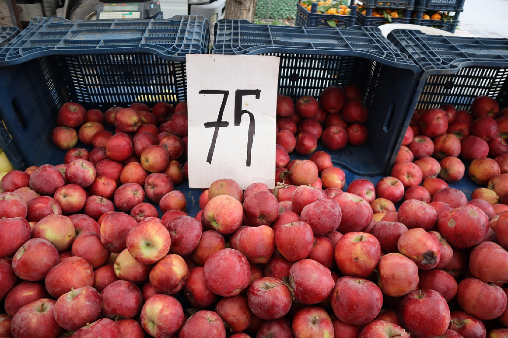 Malatya'da soğuk hava pazar fiyatını etkiledi: Sebze ve meyve cep yaktı!