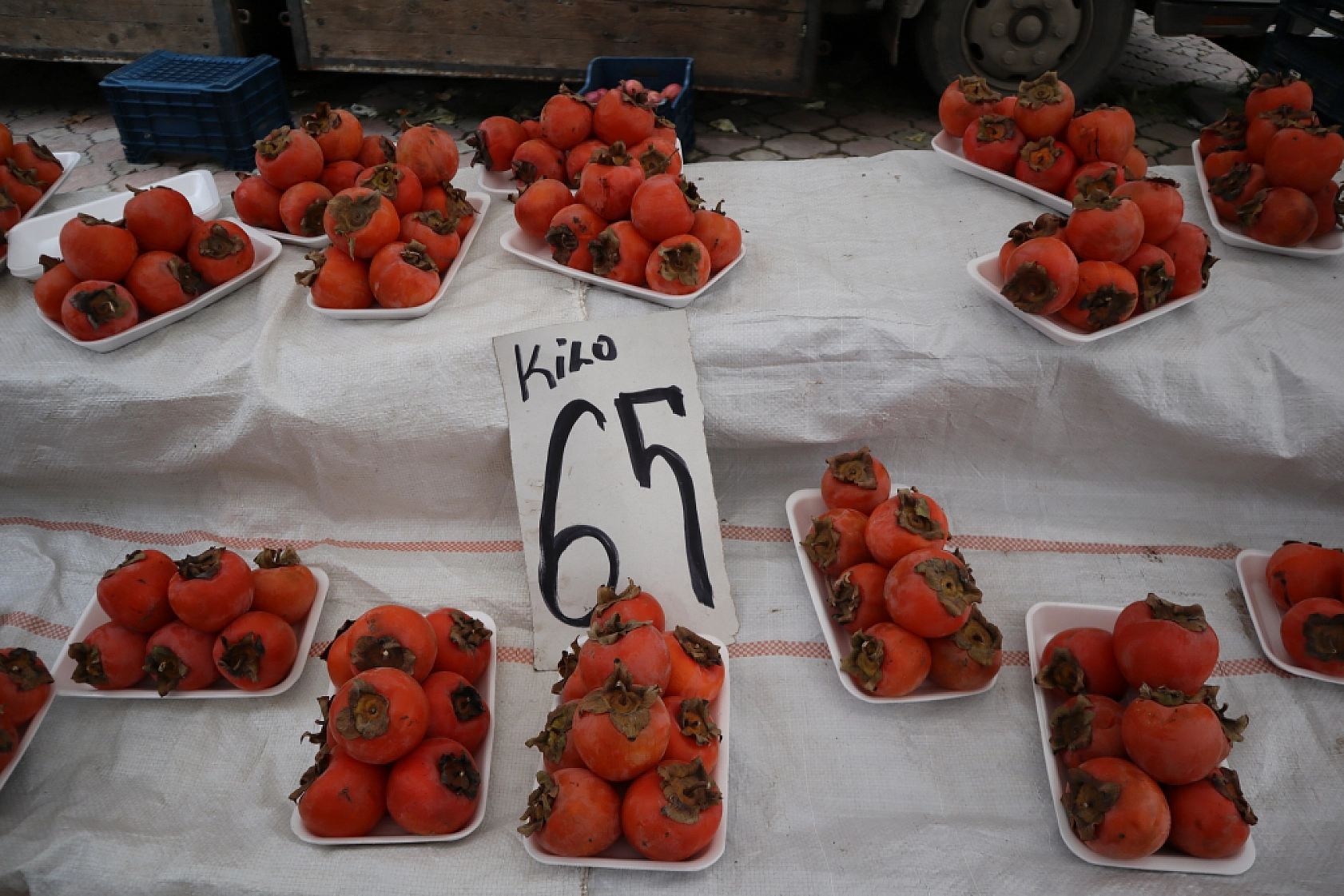 Malatya'da soğuk hava pazar fiyatını etkiledi: Sebze ve meyve cep yaktı!