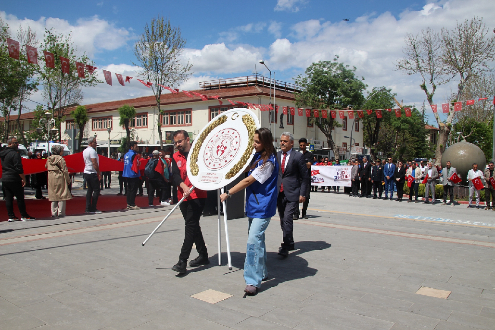 Malatya'da Gençlik Haftası coşkulu başladı!