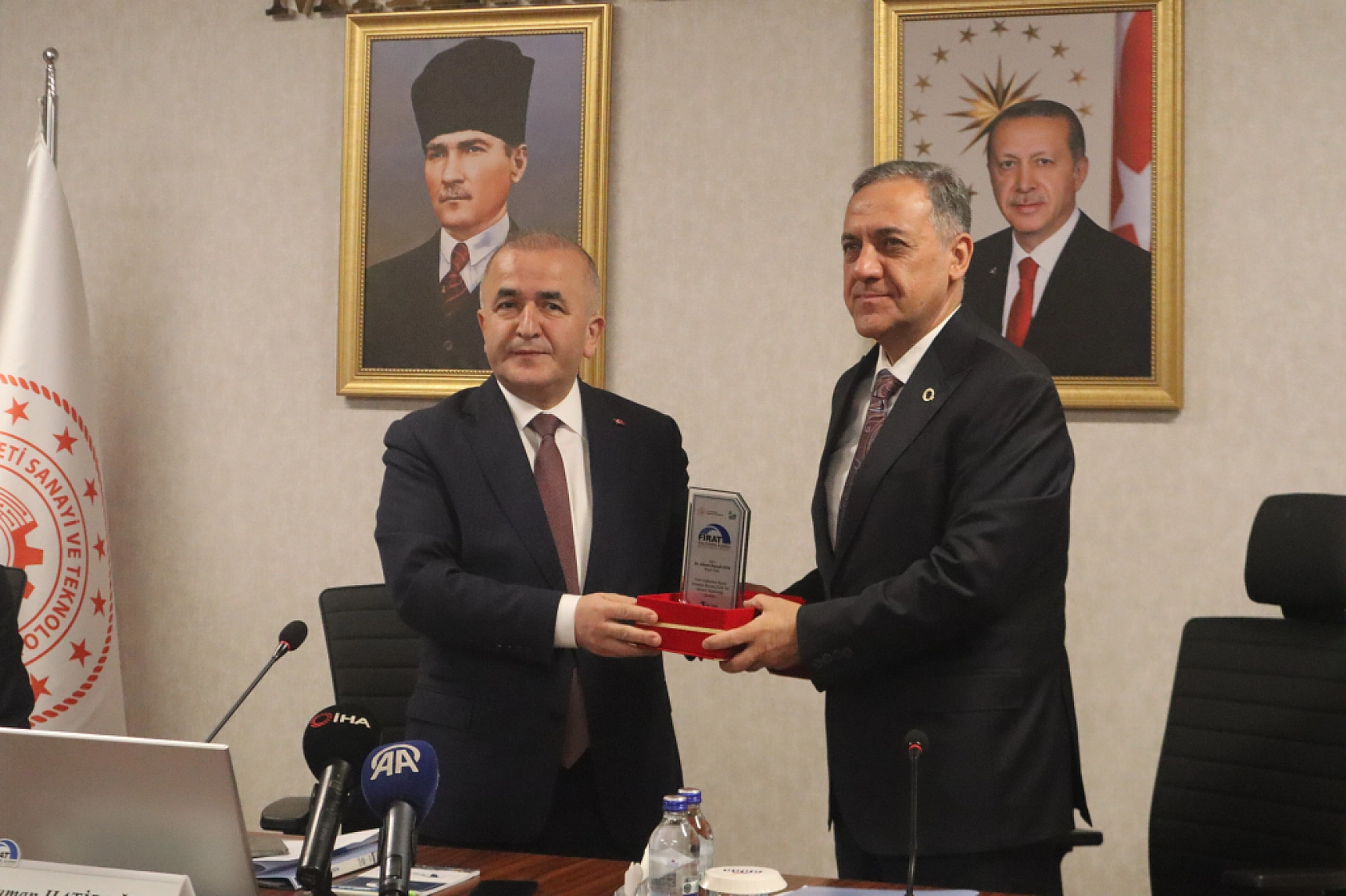 FKA Dönem Başkanlığı Vali Yavuz'a devredildi