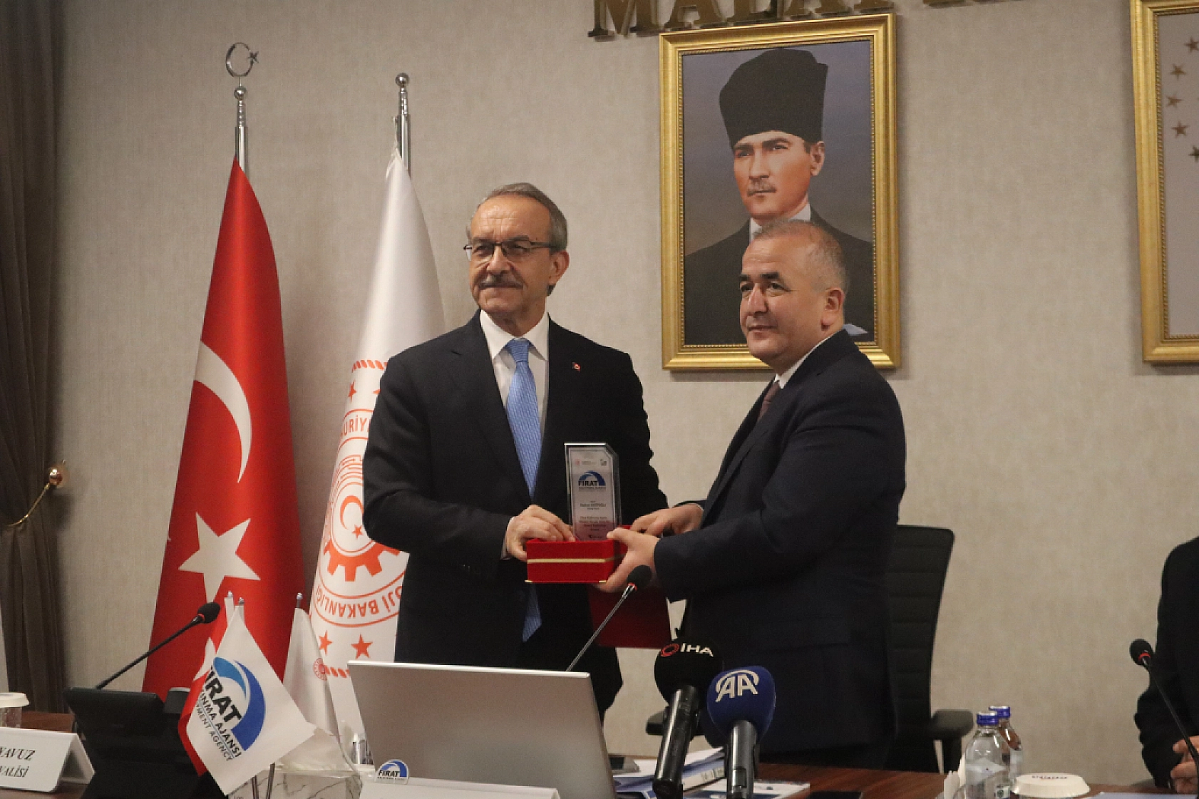 FKA Dönem Başkanlığı Vali Yavuz'a devredildi