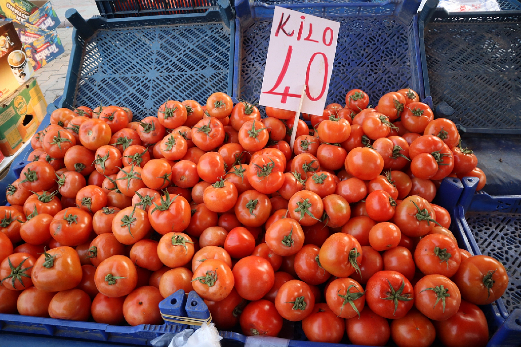 Asgari ücret cebe girmeden eridi: Malatyalılar bakmakla yetiniyor!
