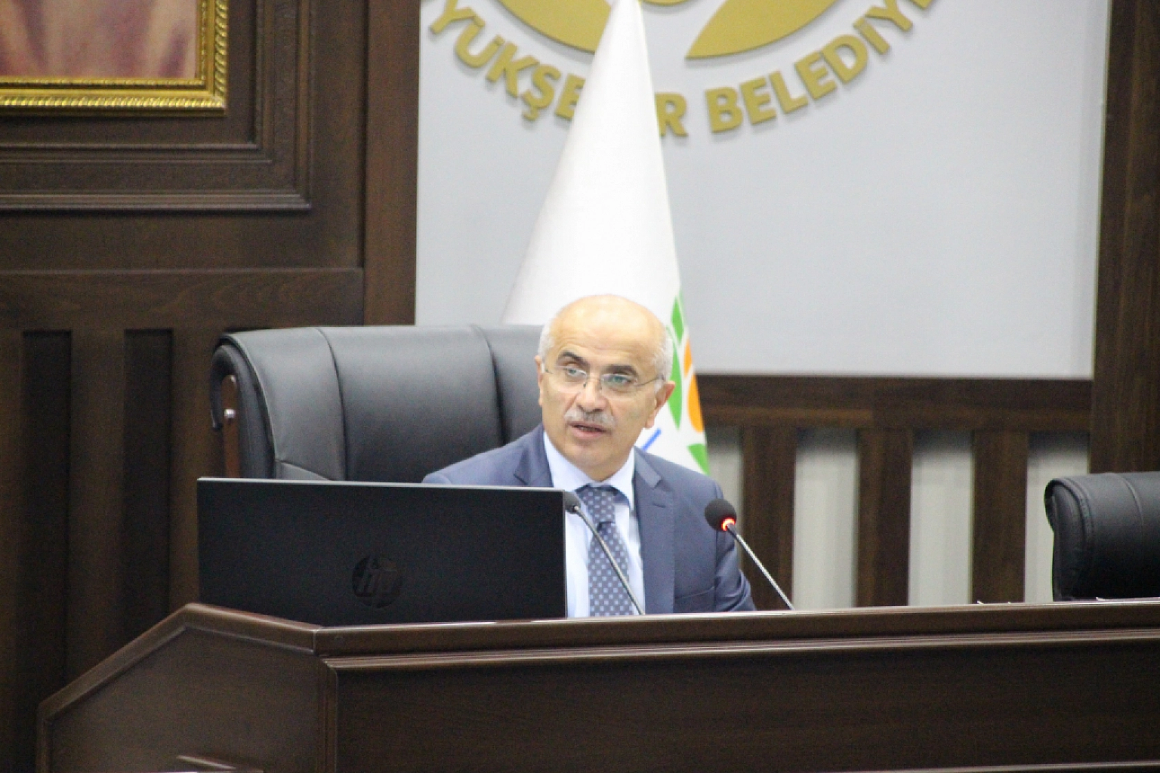 Er'den Net Mesaj: 'Beni de Görevden Alsınlar'