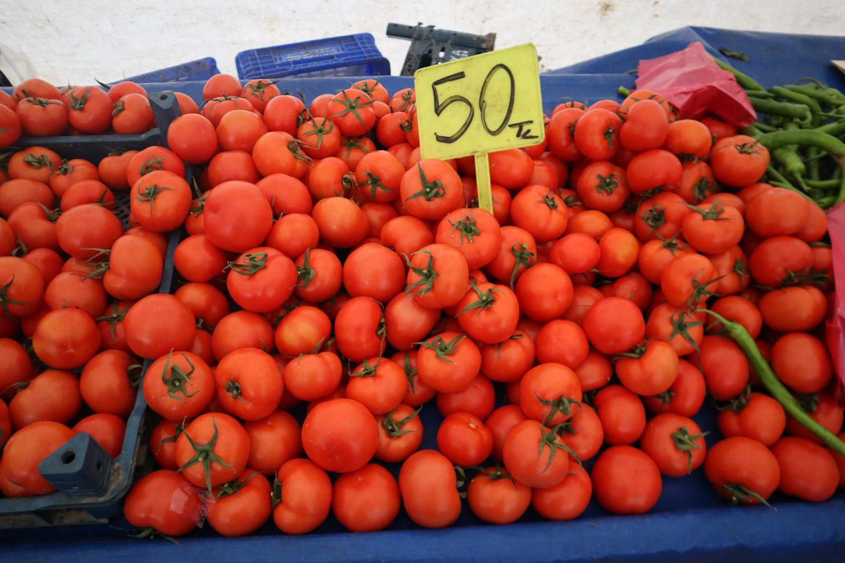 Malatya'da soğuk hava semt pazarlarını vurdu!