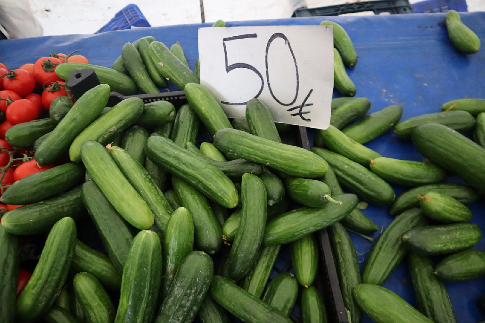 Malatya'da soğuk hava semt pazarlarını vurdu!