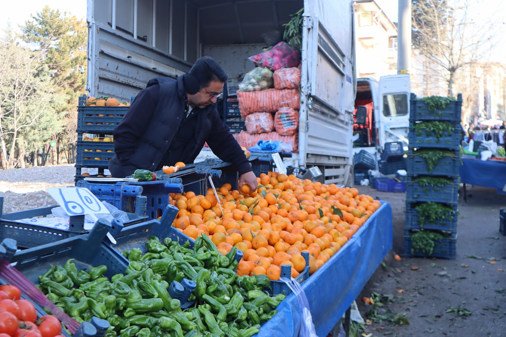 Sebze Fiyatları Uçtu: Pazarlar Ateş Pahası! İşte Güncel Meyve Sebze Fiyatları...