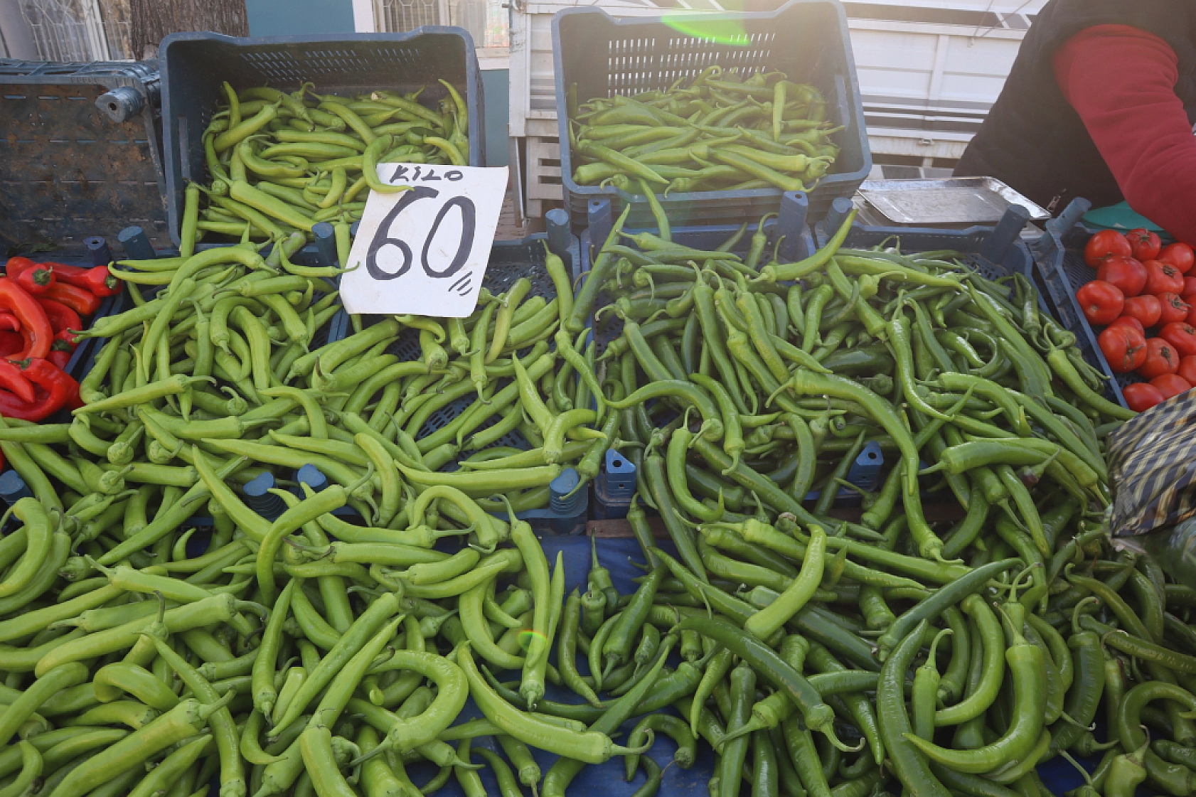 Sebze Fiyatları Uçtu: Pazarlar Ateş Pahası! İşte Güncel Meyve Sebze Fiyatları...
