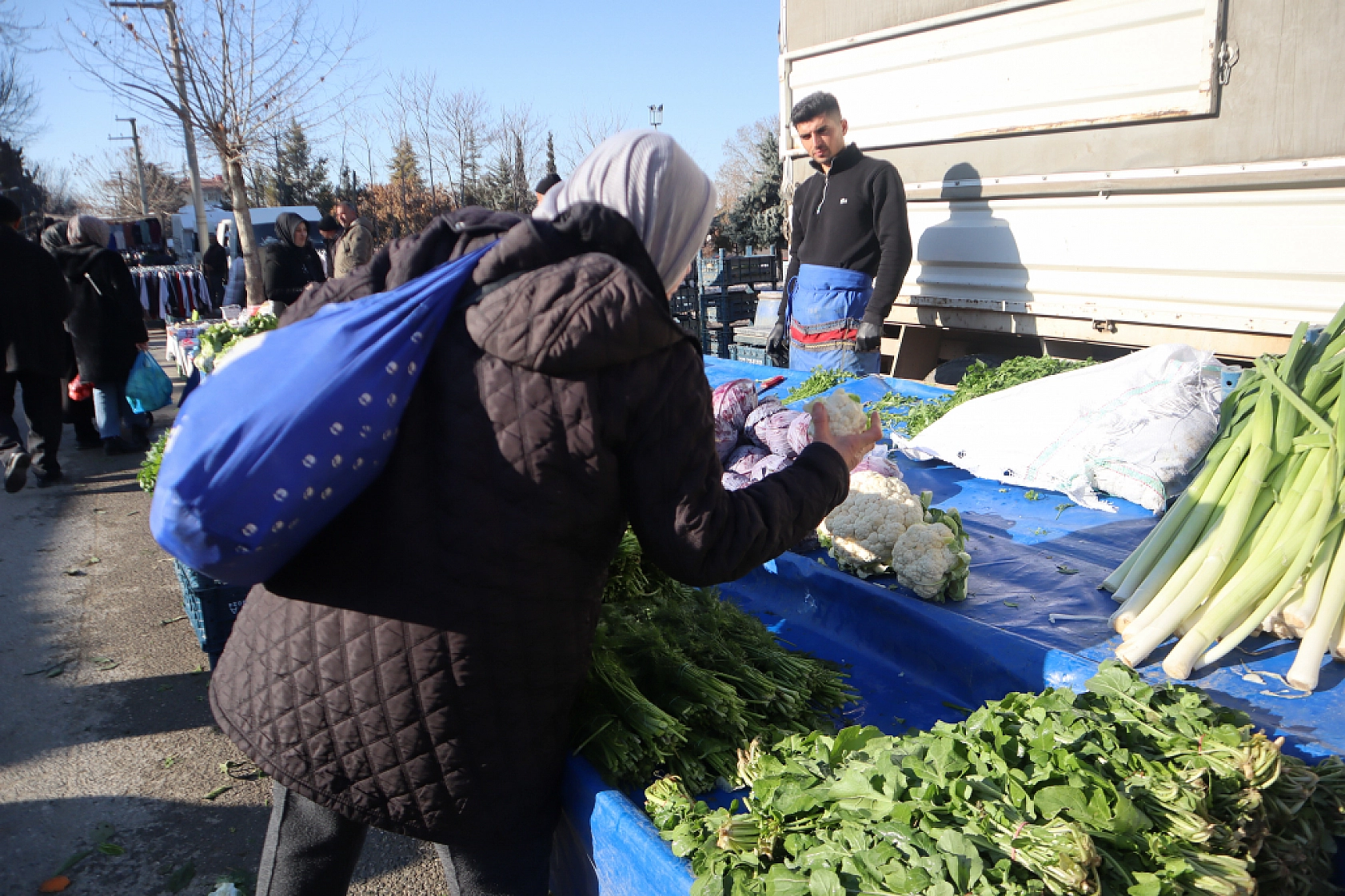 Sebze Fiyatları Uçtu: Pazarlar Ateş Pahası! İşte Güncel Meyve Sebze Fiyatları...