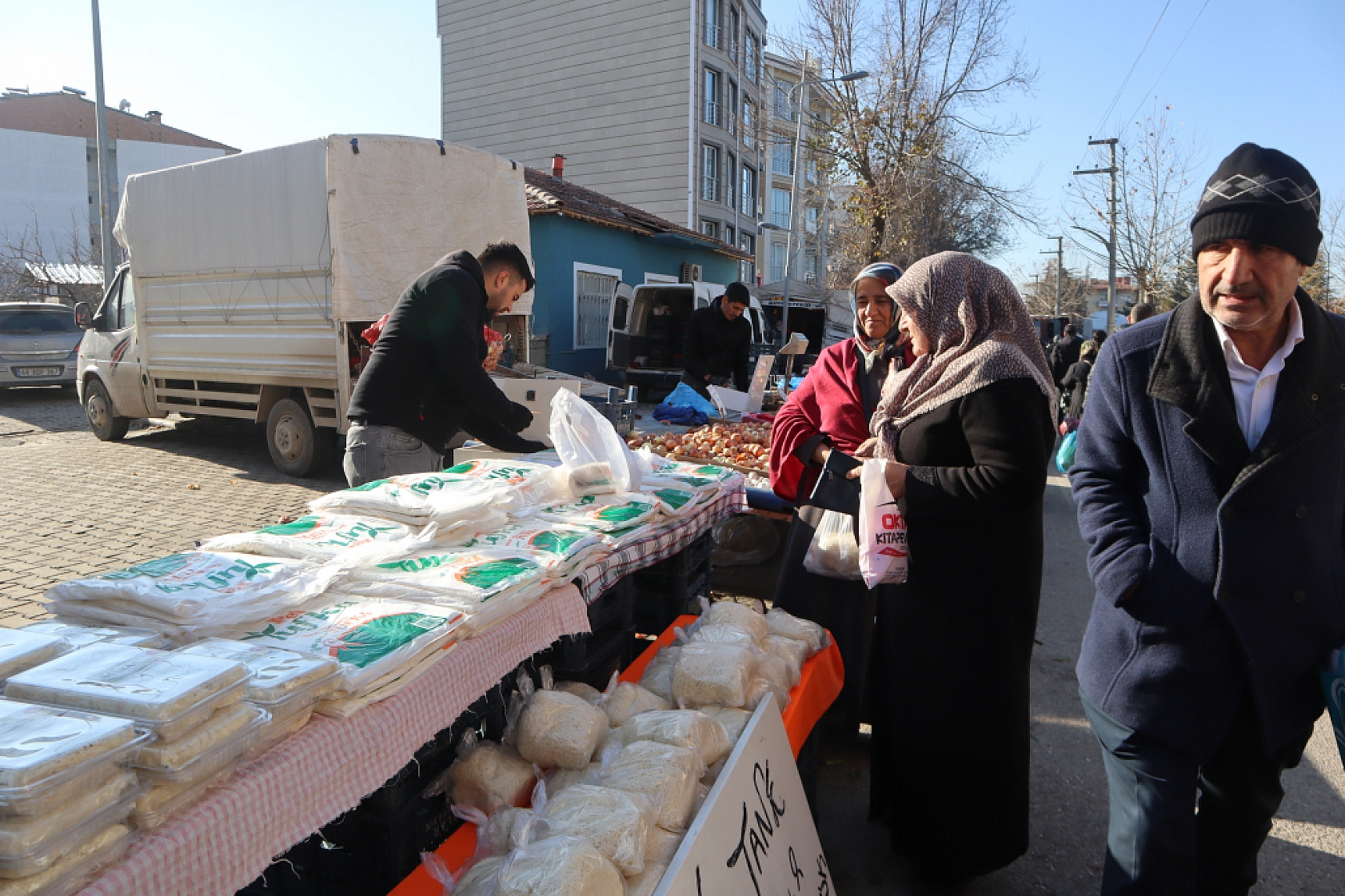Sebze Fiyatları Uçtu: Pazarlar Ateş Pahası! İşte Güncel Meyve Sebze Fiyatları...