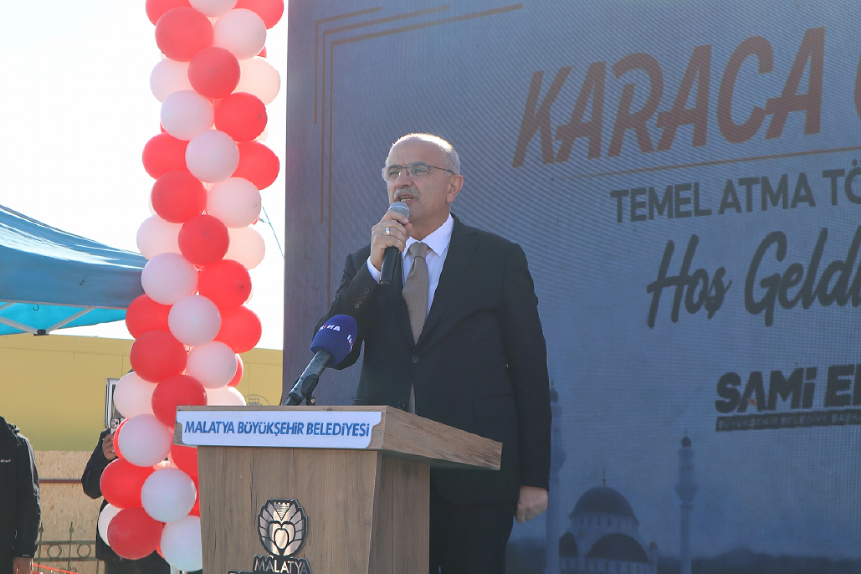 Aynı anda 2 bin 200 kişi saf tutacak: Şehir Mezarlığı Camiinin temeli atıldı