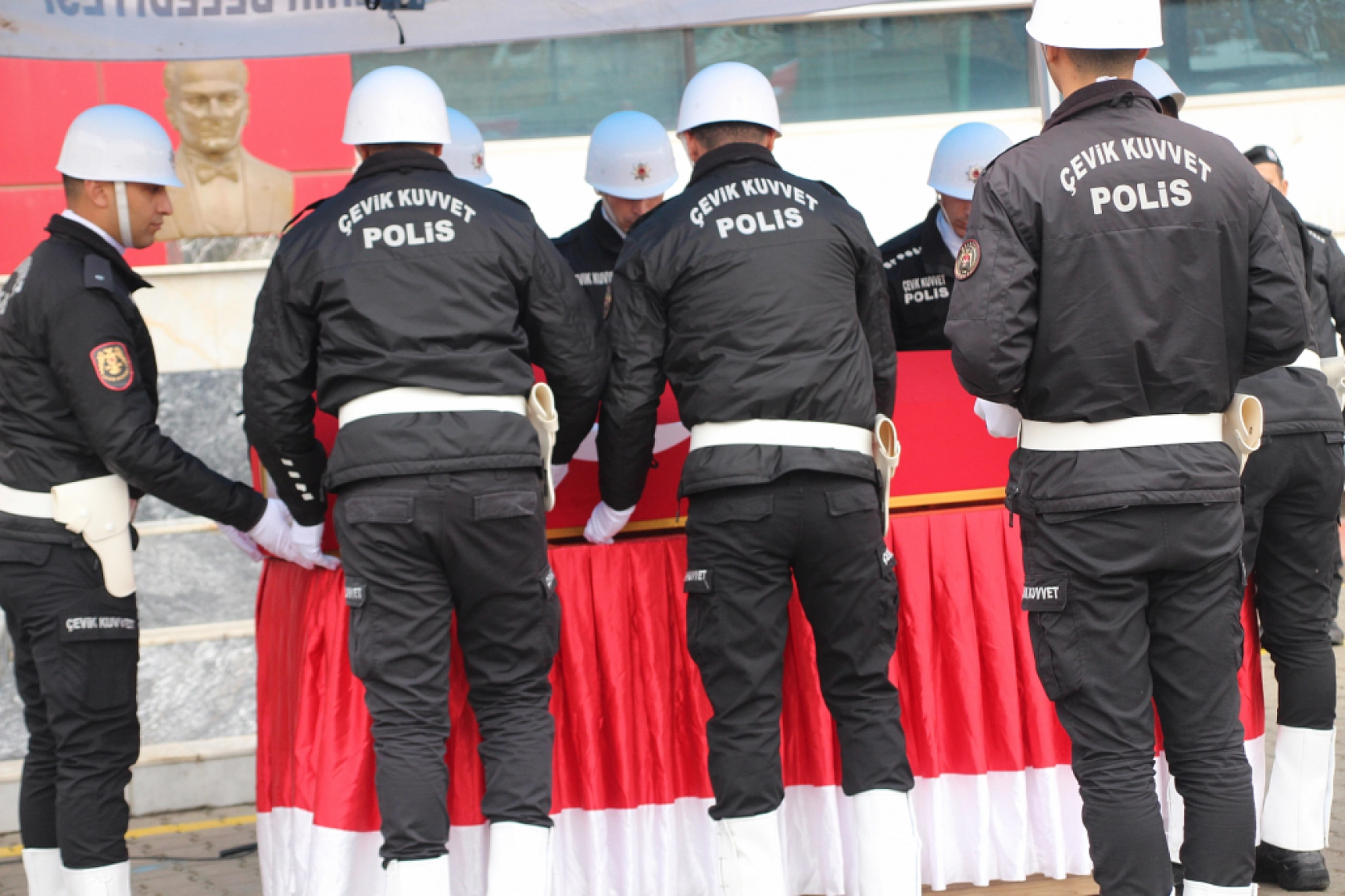 Malatya Şehidini Göz Yaşlarıyla Sonsuzluğa Uğurladı