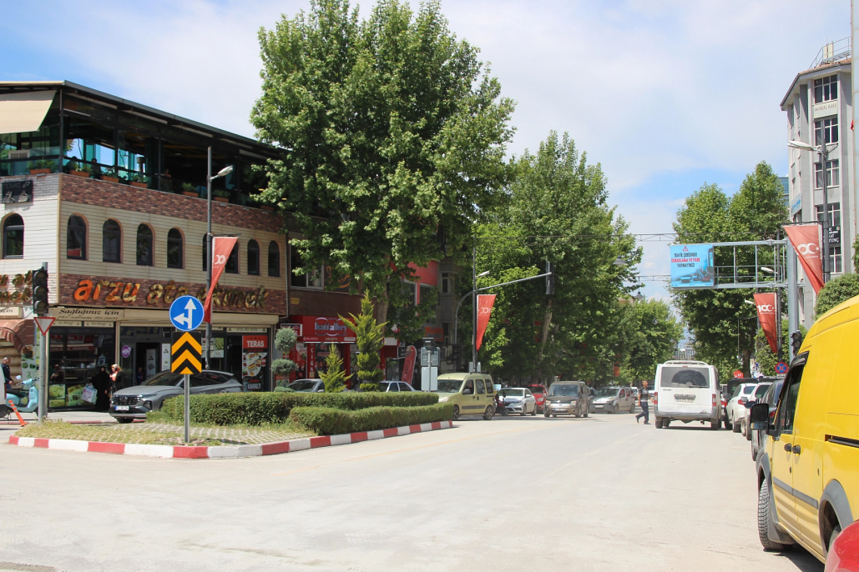Merkez 2 Projesi İçin Adım Atıldı: Kışla Caddesi'ndeki Esnaf İçin Yeni Karar...!