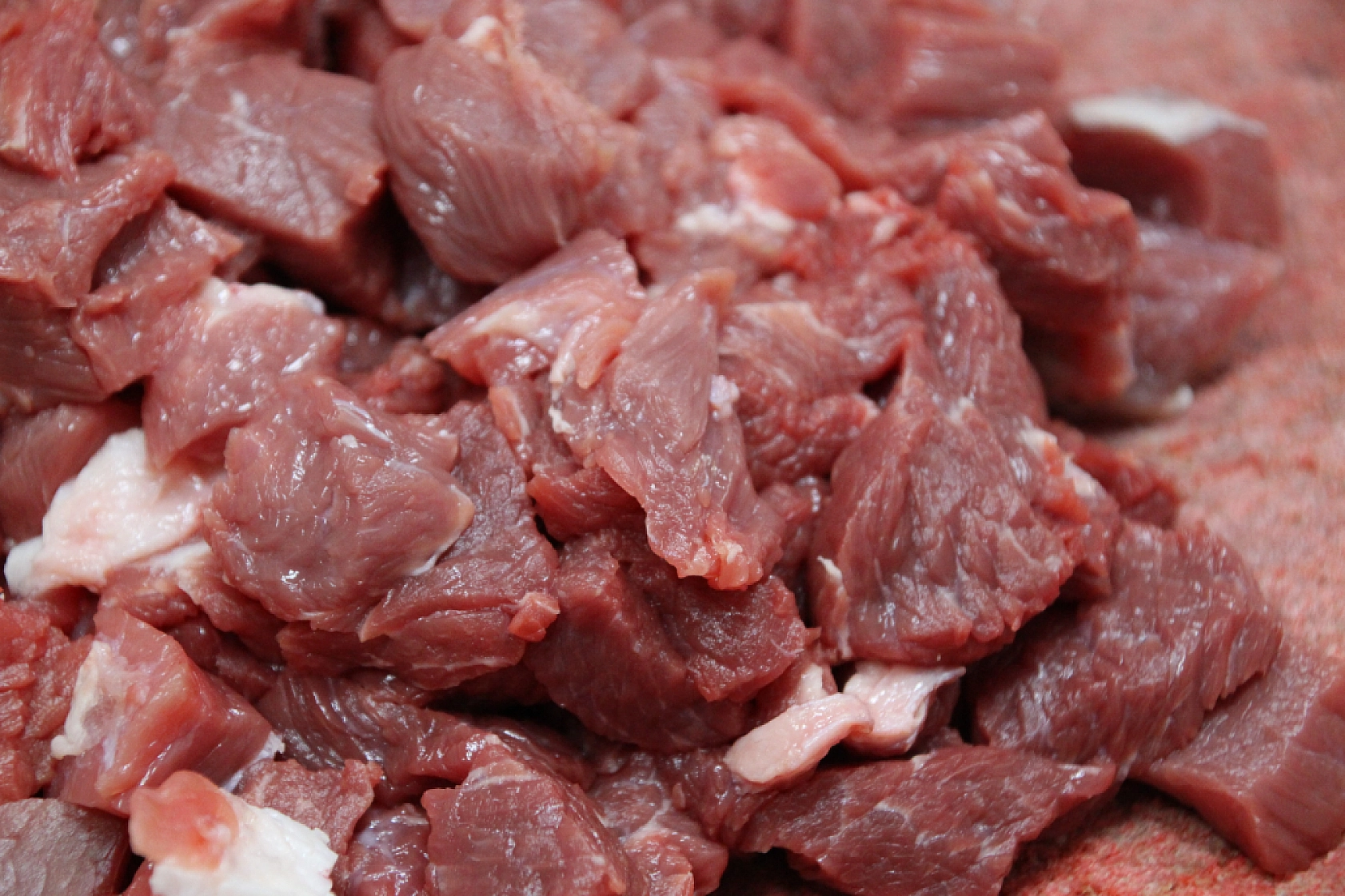 Kırmızı Et Zirveye Çıktı: Vatandaş İçin Artık Lüks Oldu…