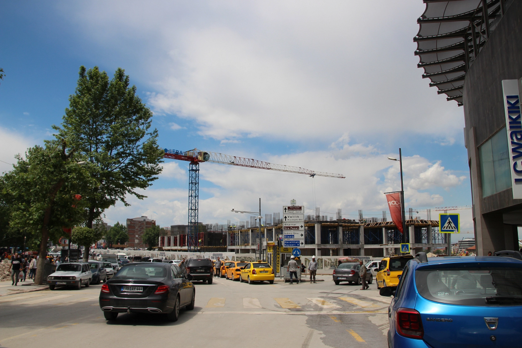 Yıkıma yargı freni