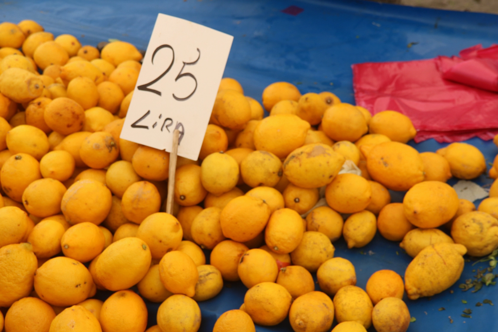 Malatya'da pazar, fiyatları düşüyor mu? İşte cuma fiyatlar...