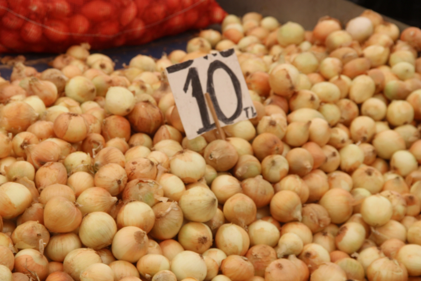 Malatya'da pazar, fiyatları düşüyor mu? İşte cuma fiyatlar...