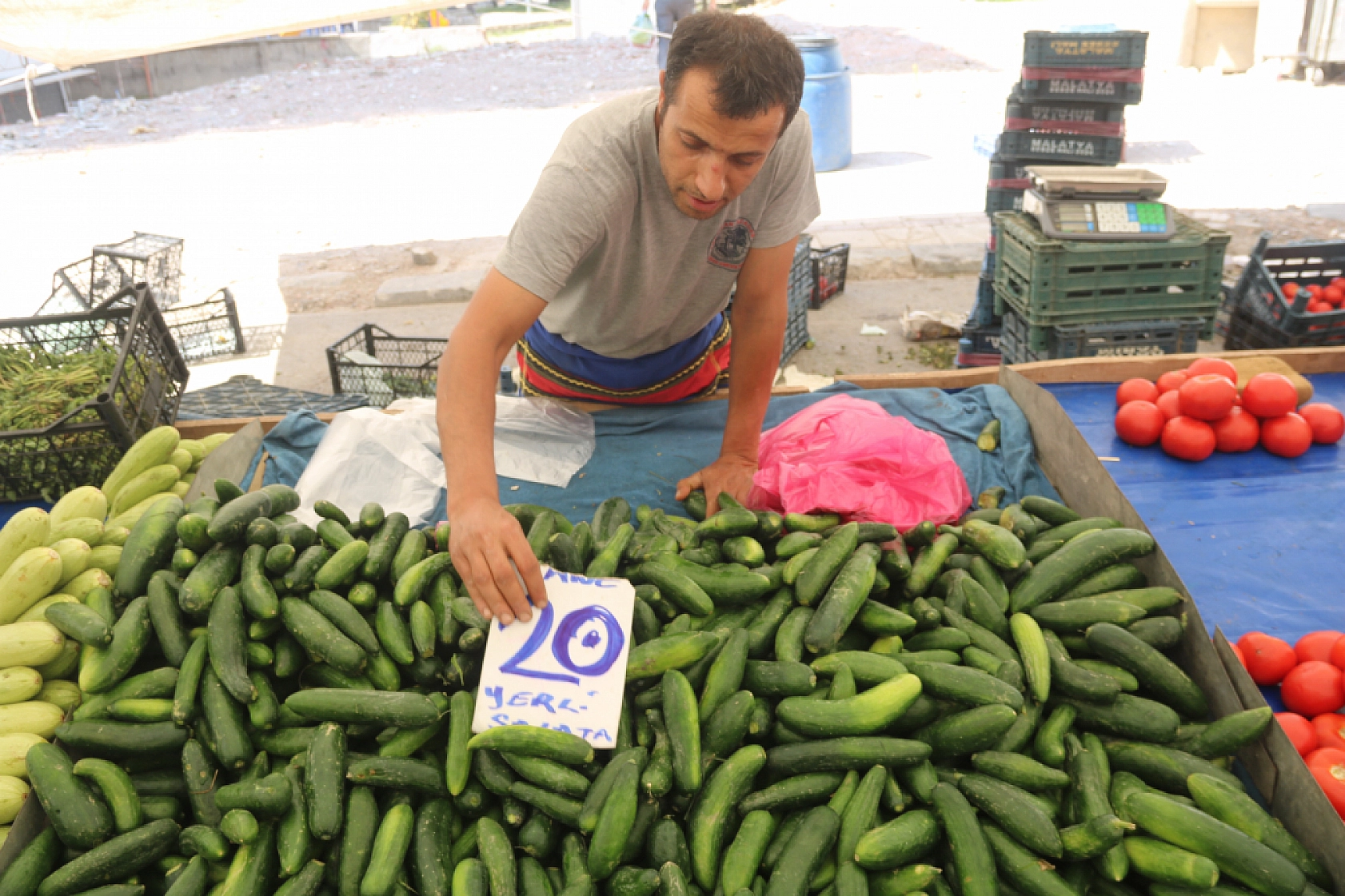 Malatya'da pazar, fiyatları düşüyor mu? İşte cuma fiyatlar...