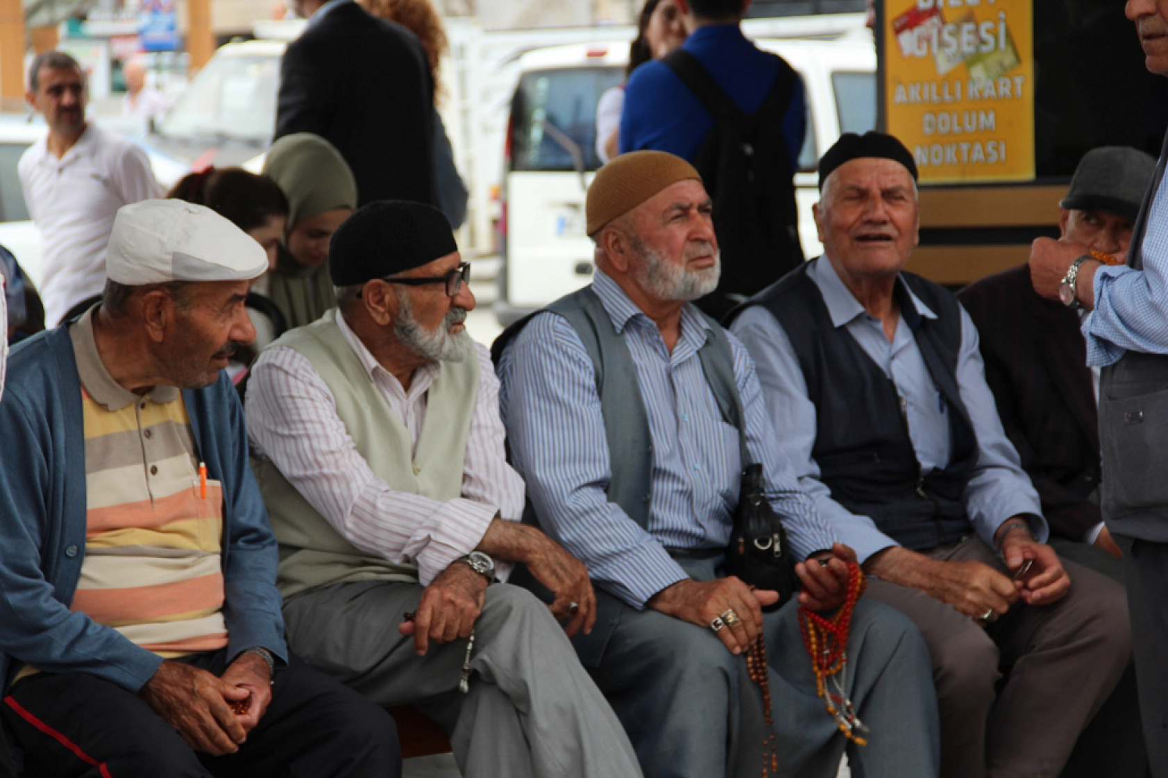 Emeklilere ücretsiz fatura desteği: Gözler Malatya'da