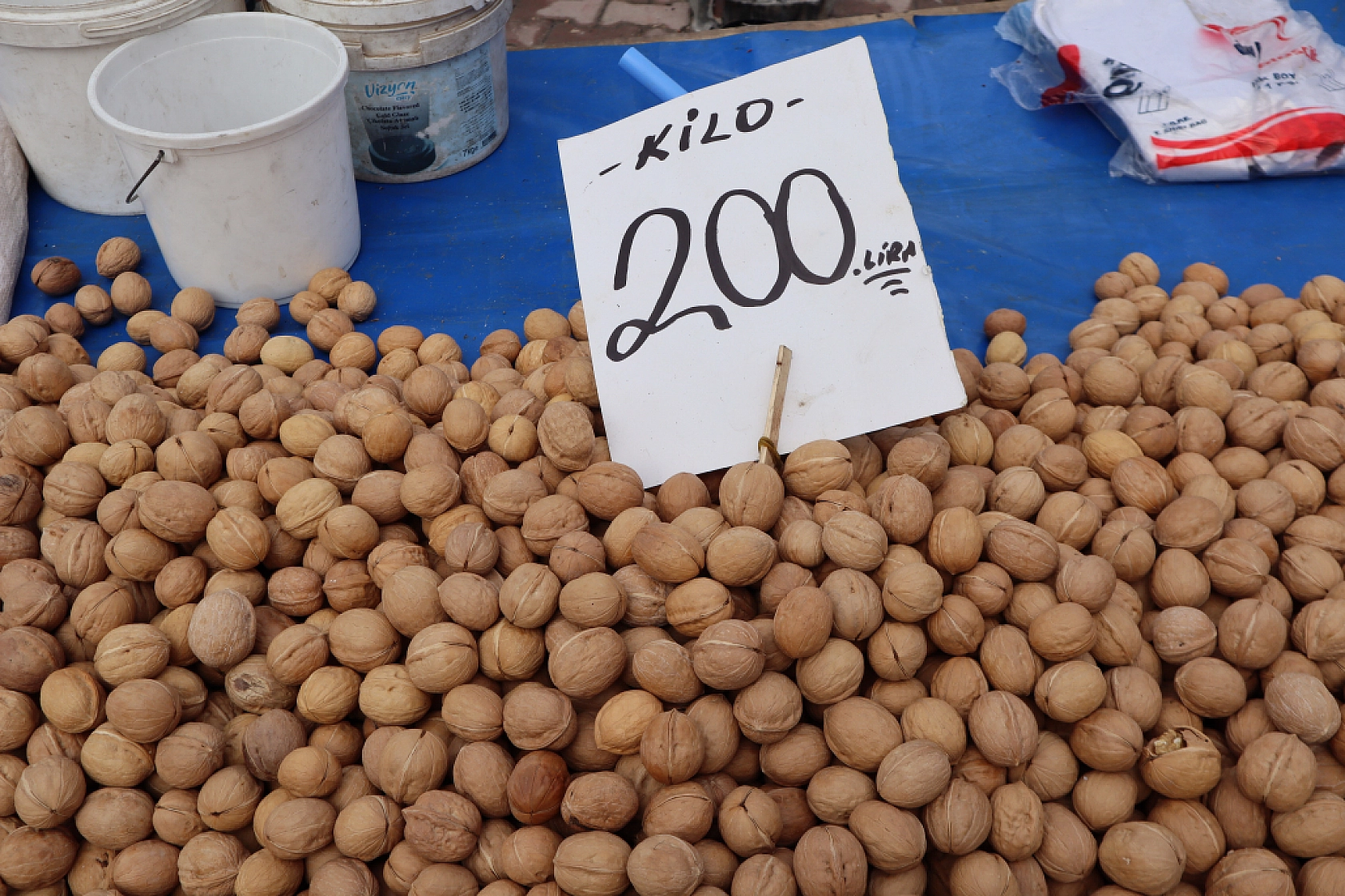 Pazarda 'tane' dönemi başlıyor! Kilosu cep yaktı!