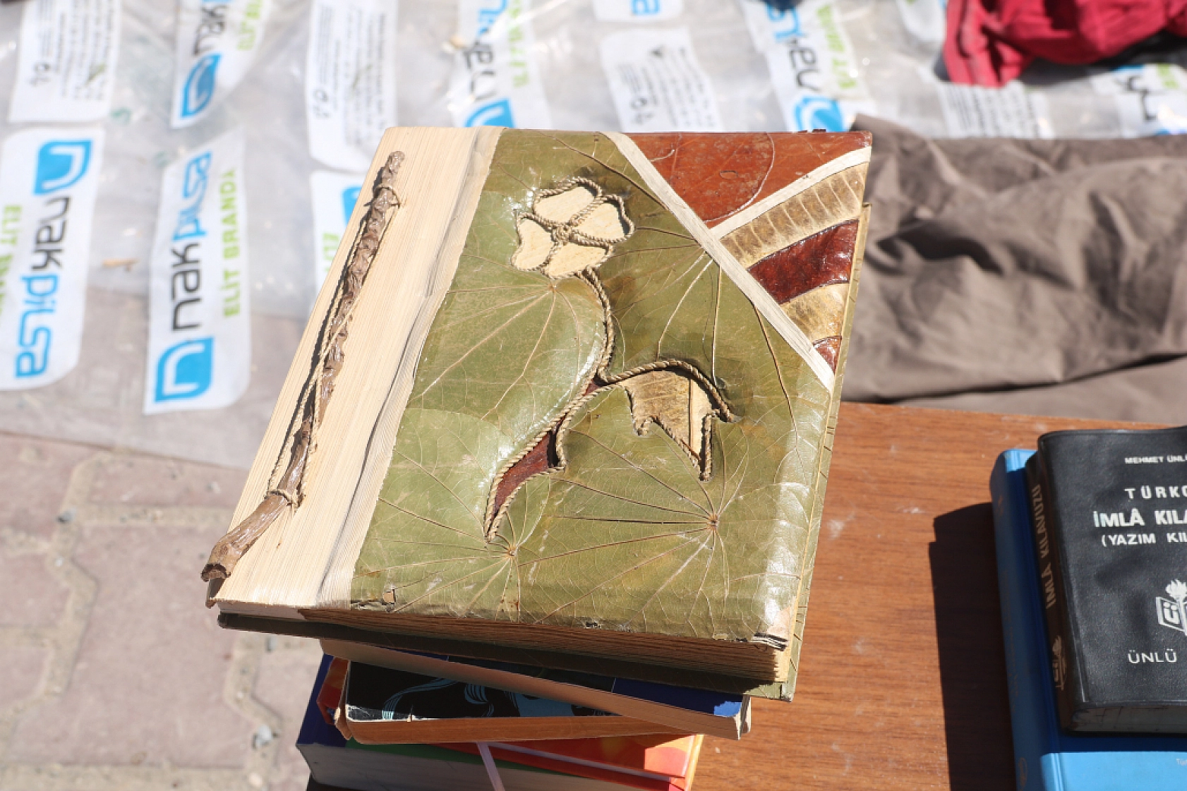 Bit Pazarı çevreyoluna taştı..!