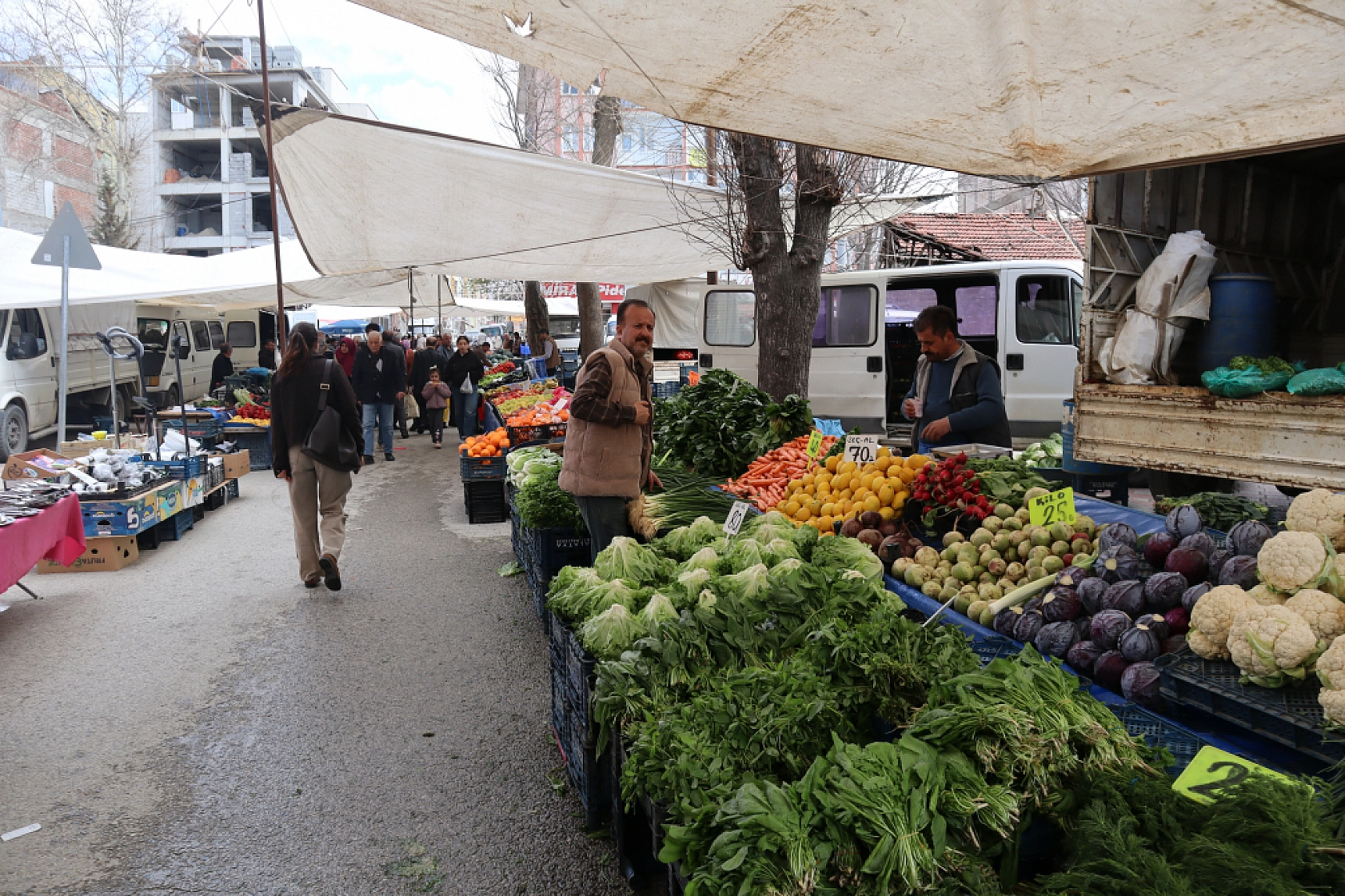 Malatya'da pazarın tadı kaçtı! Hem esnaf hem vatandaş dertli…