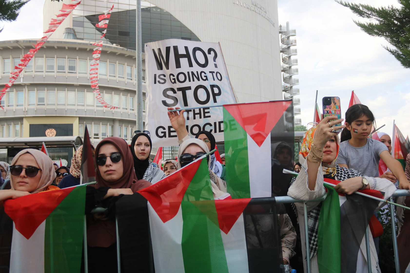 Malatya'da Gazze Mitingi ile İsrail'e Tepki Gösterildi!