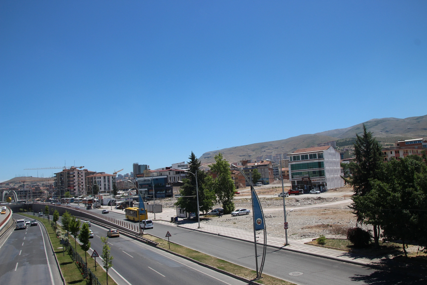 İsmetiye Mahallesi'nin Projesi Paylaşılsın Yıkım ve İhale Süreci Hızlandırılsın!