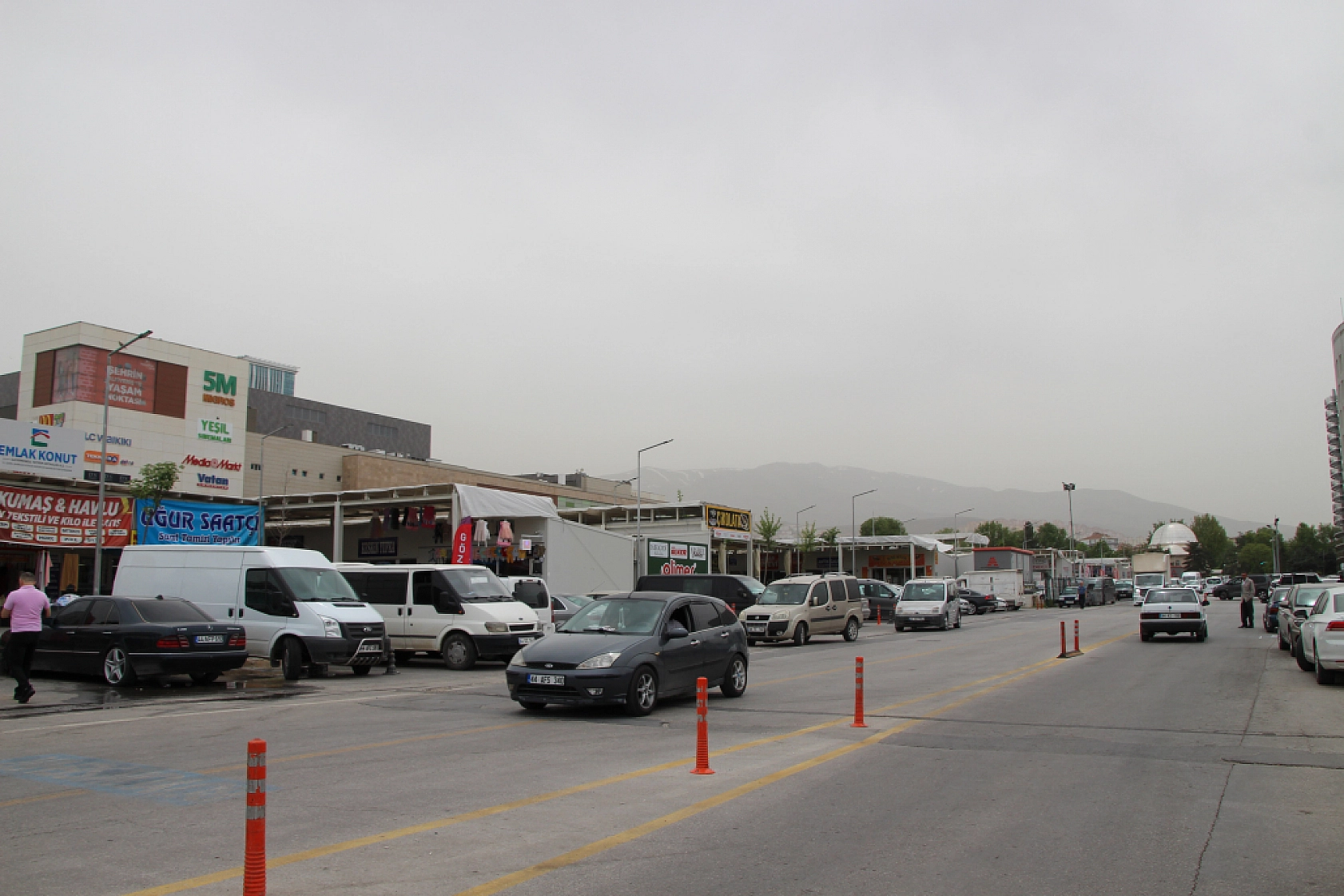 Malatya'da Esnaftan Konteyner Kirası Mı İsteniyor?